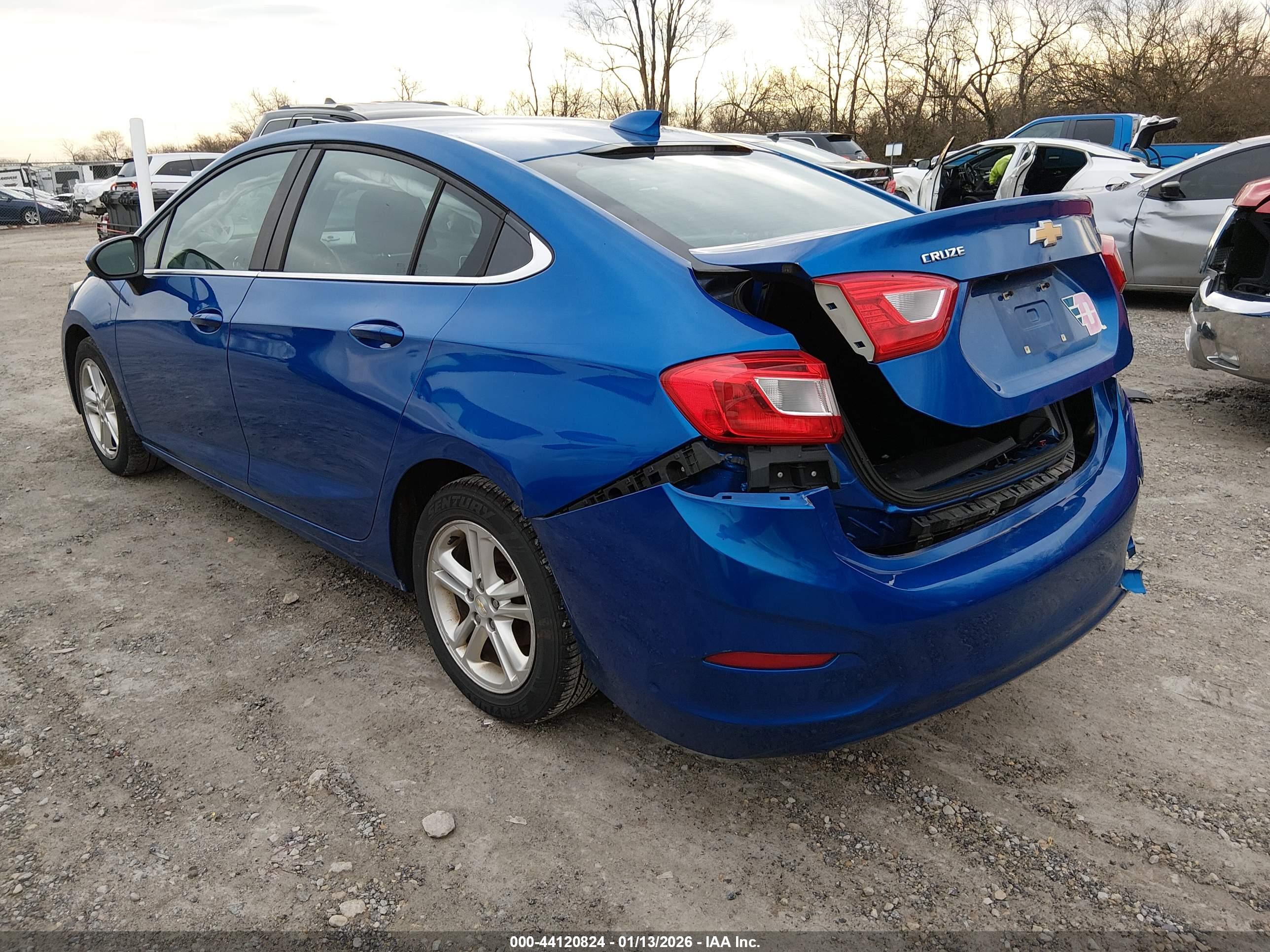 CHEVROLET CRUZE image 3