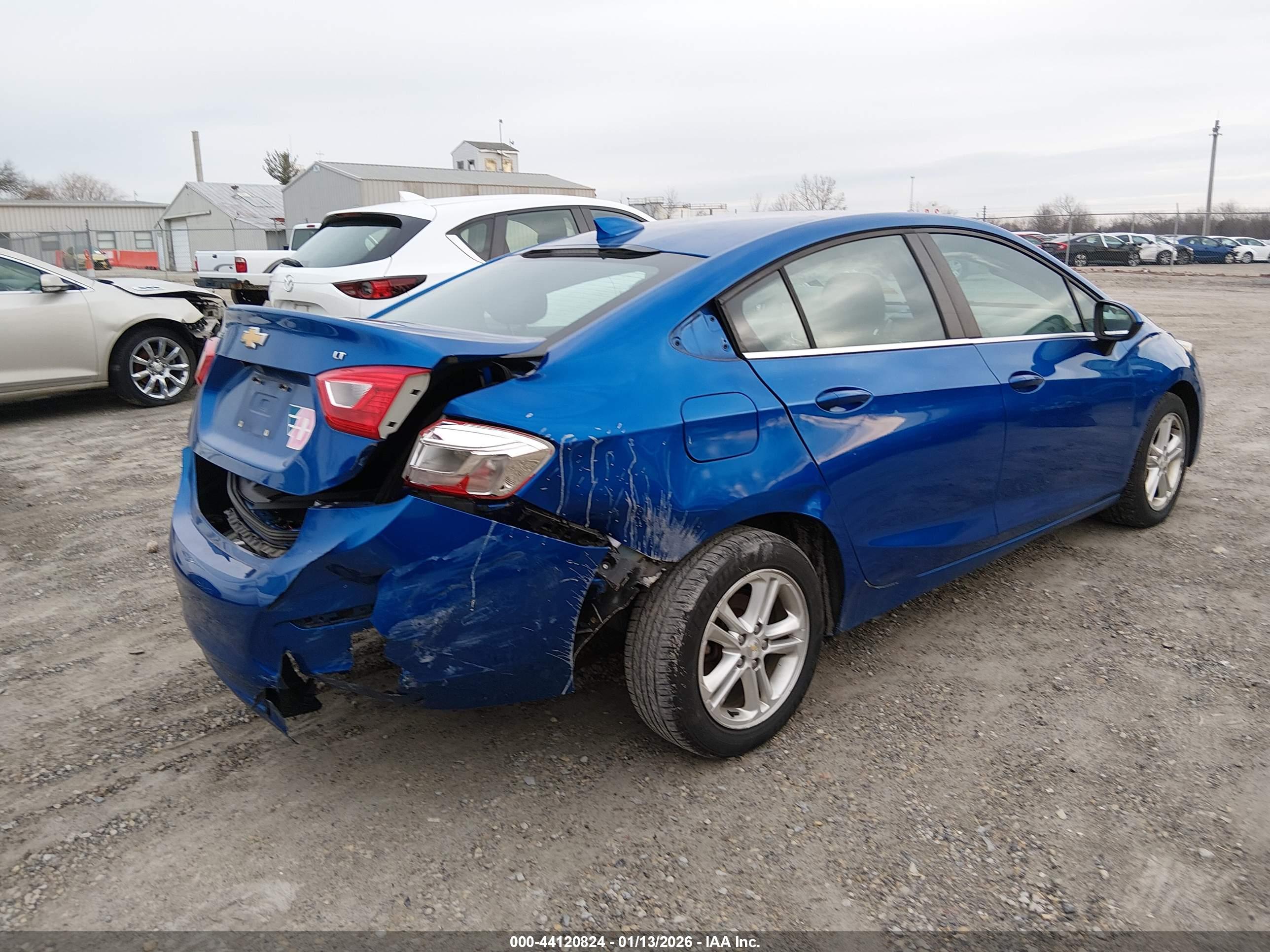 CHEVROLET CRUZE image 4
