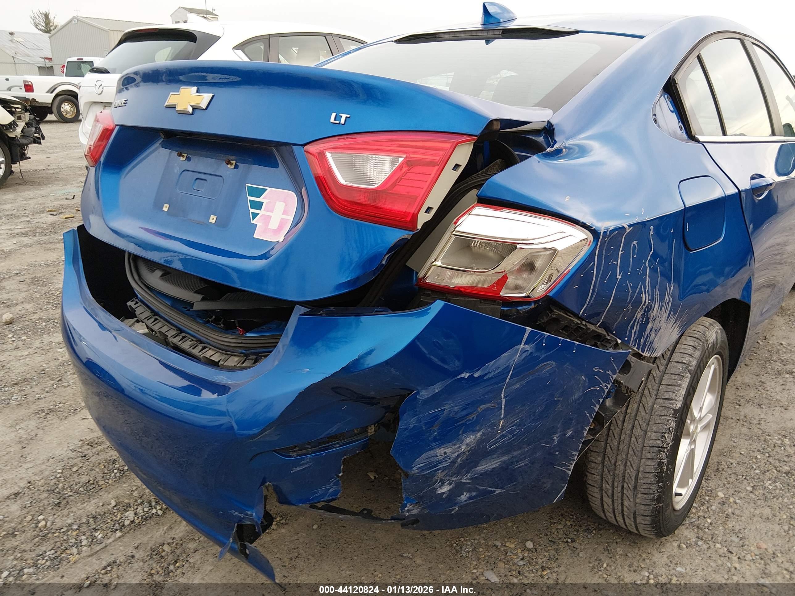 CHEVROLET CRUZE image 6