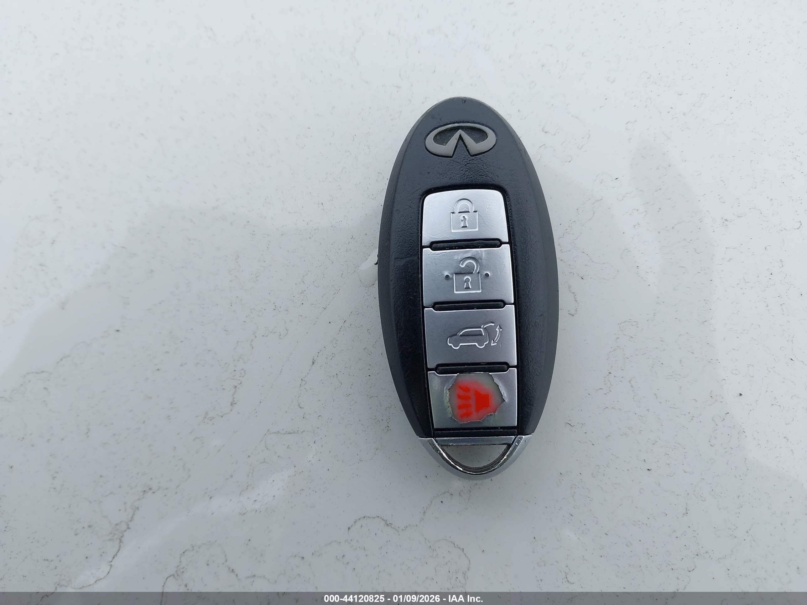 INFINITI FX35 image 11