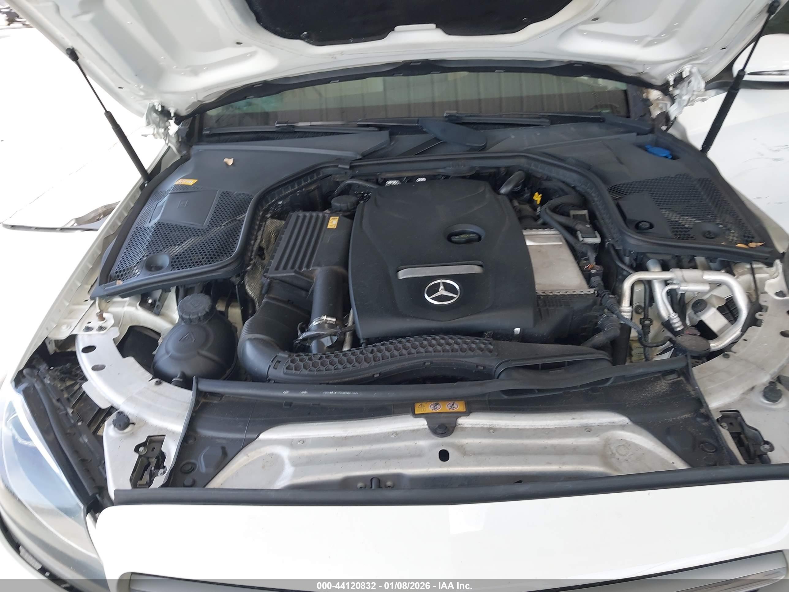 MERCEDES-BENZ C image 10