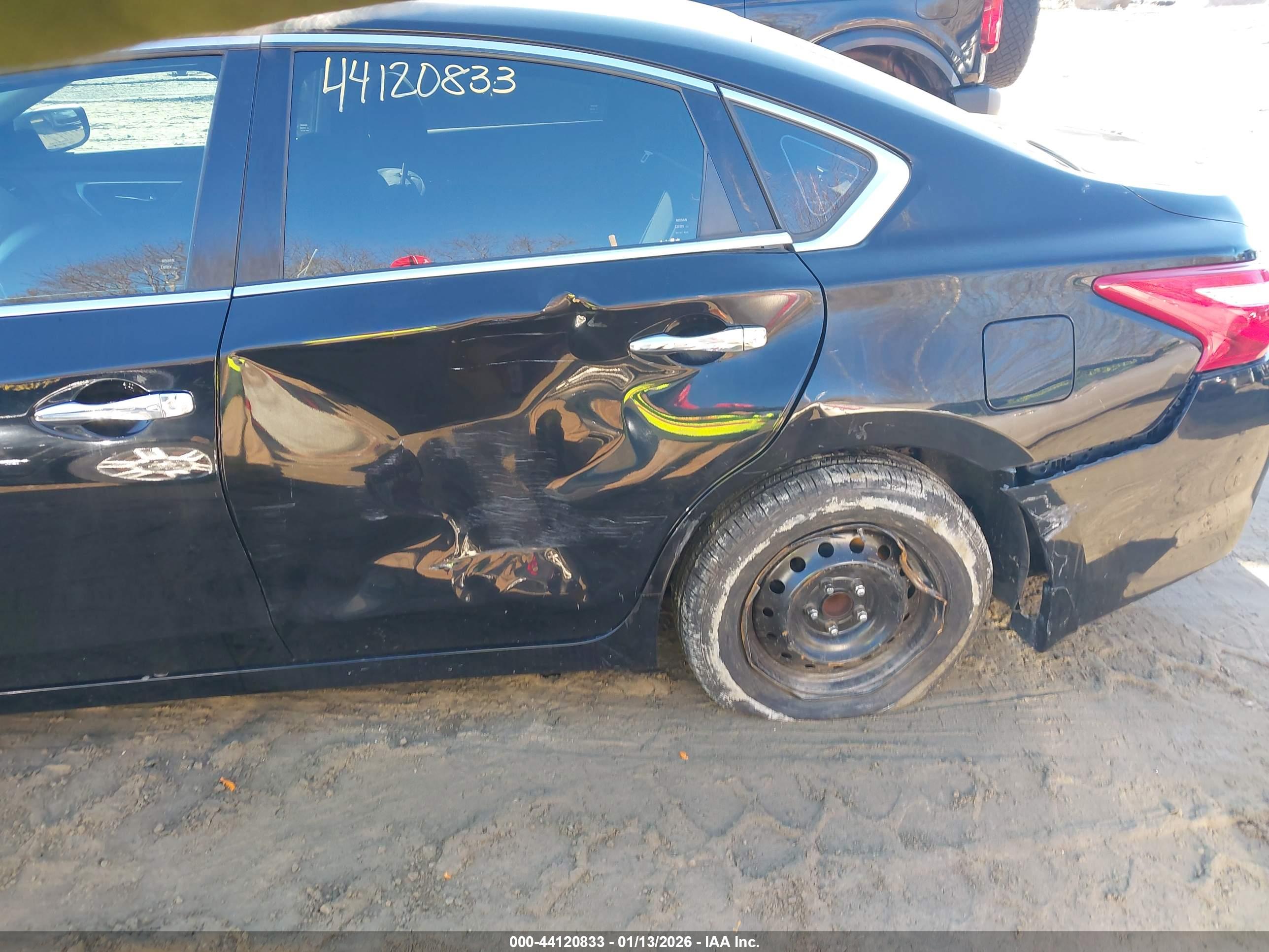 NISSAN ALTIMA image 6