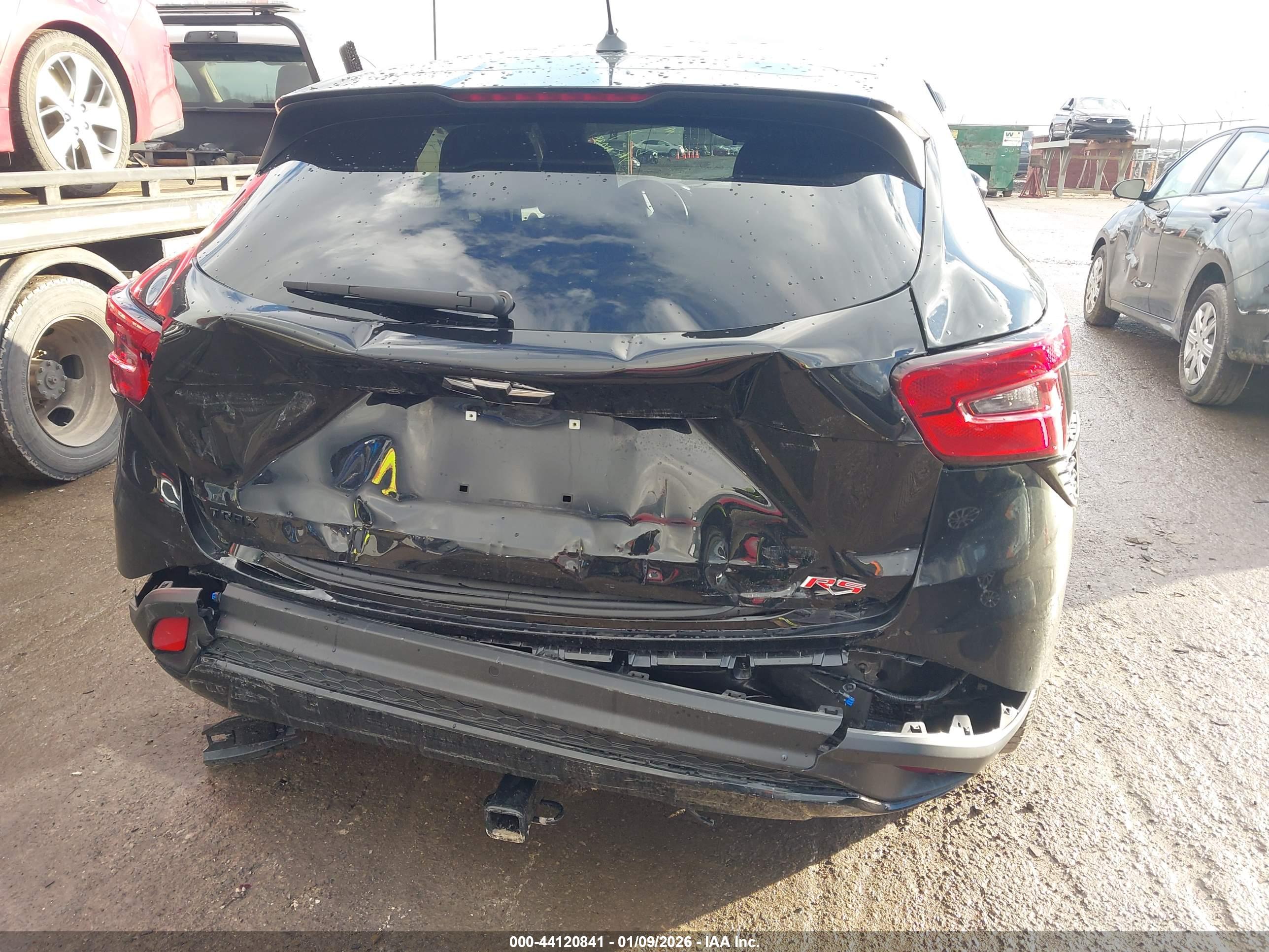 CHEVROLET TRAX image 6