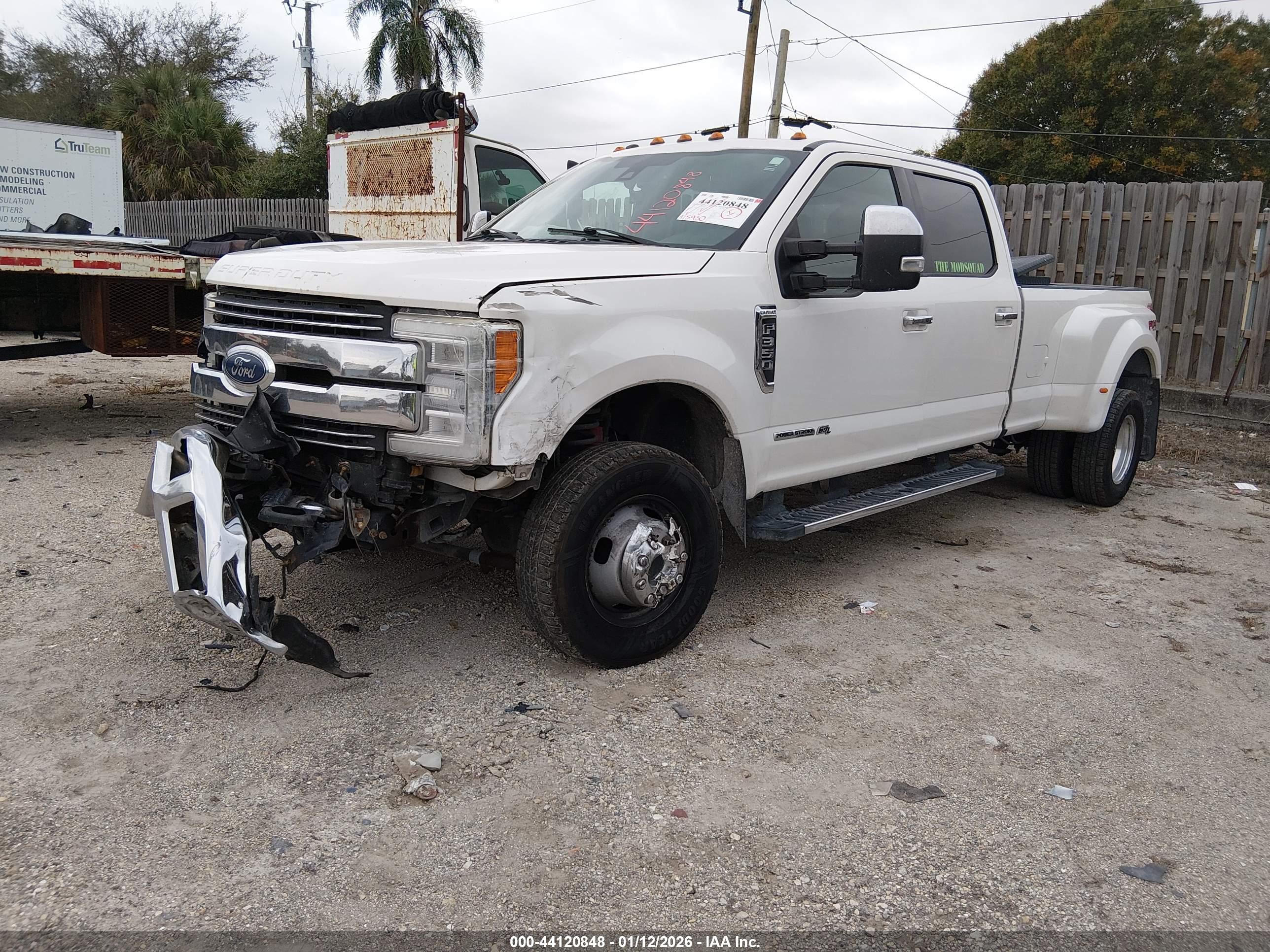 FORD F-350 image 2