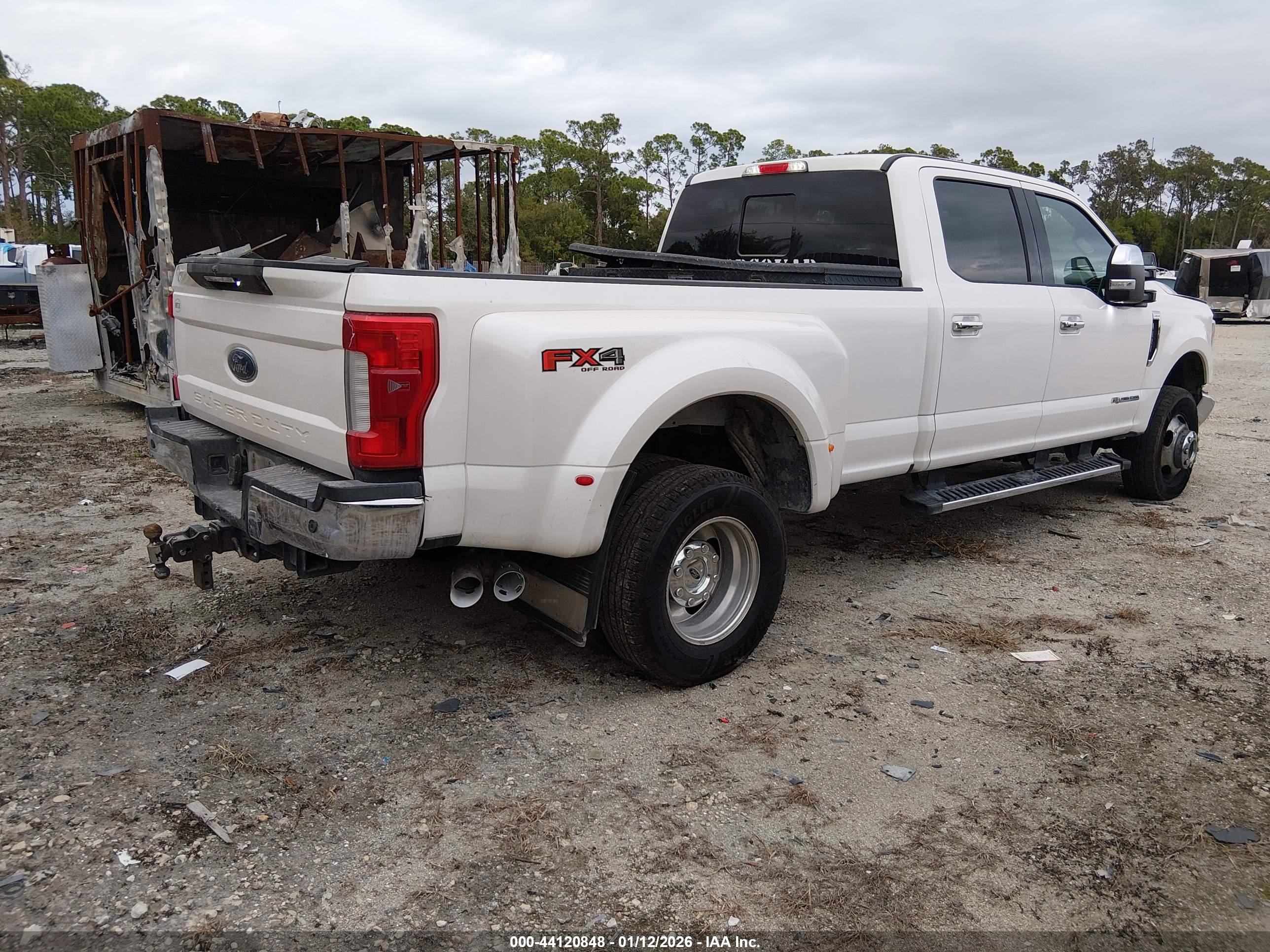 FORD F-350 image 4