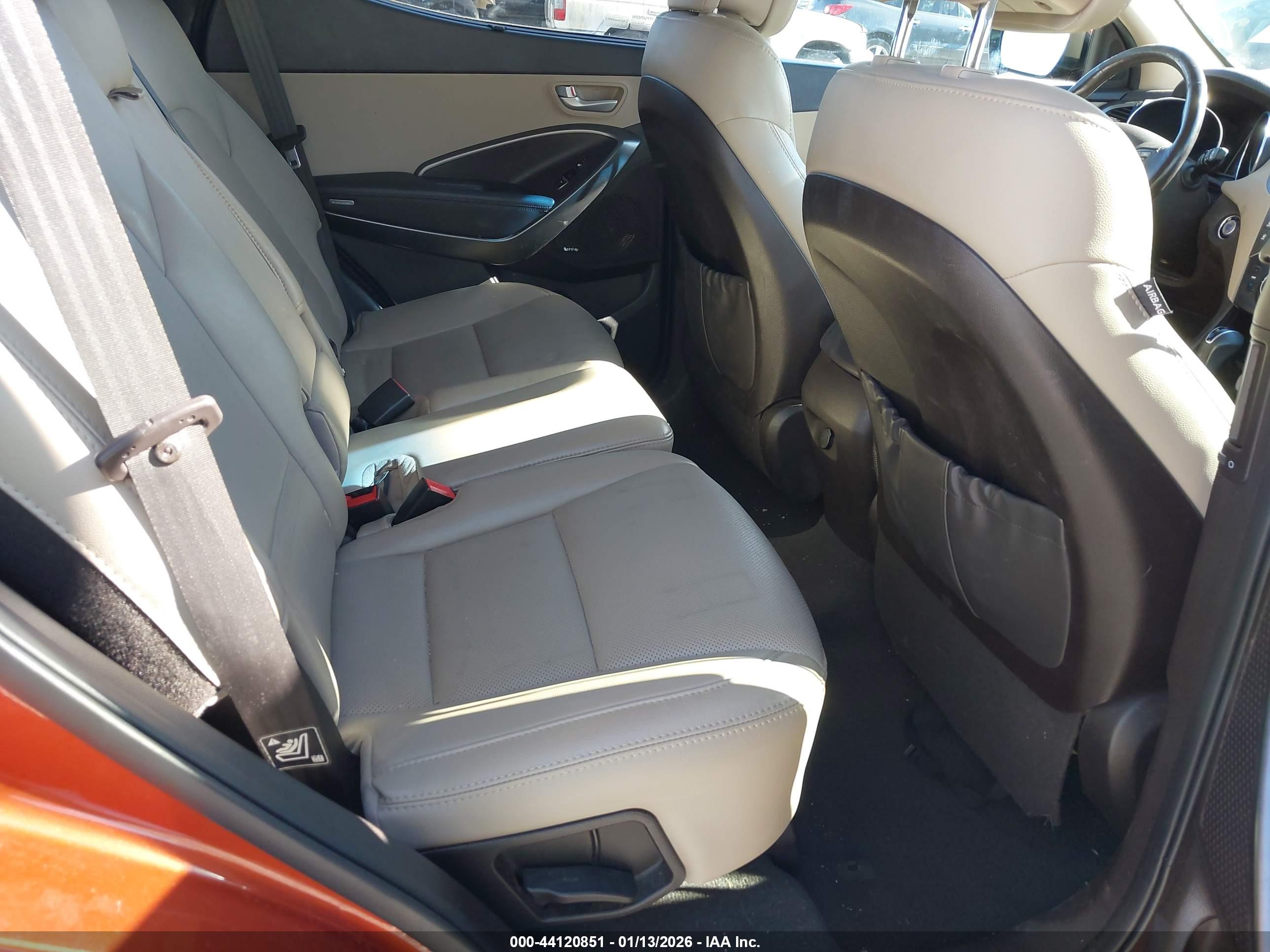 HYUNDAI SANTA image 8