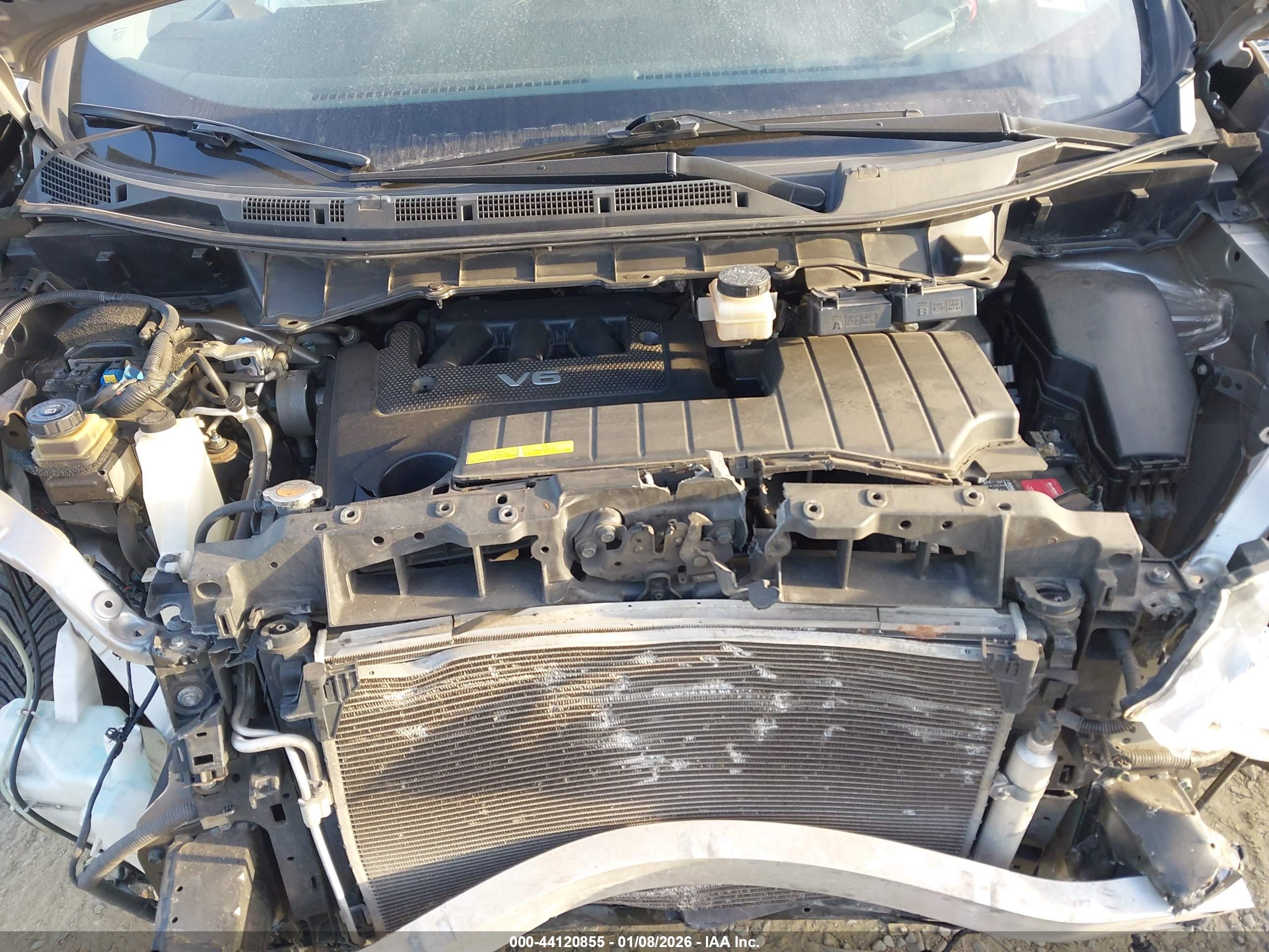 NISSAN QUEST image 10
