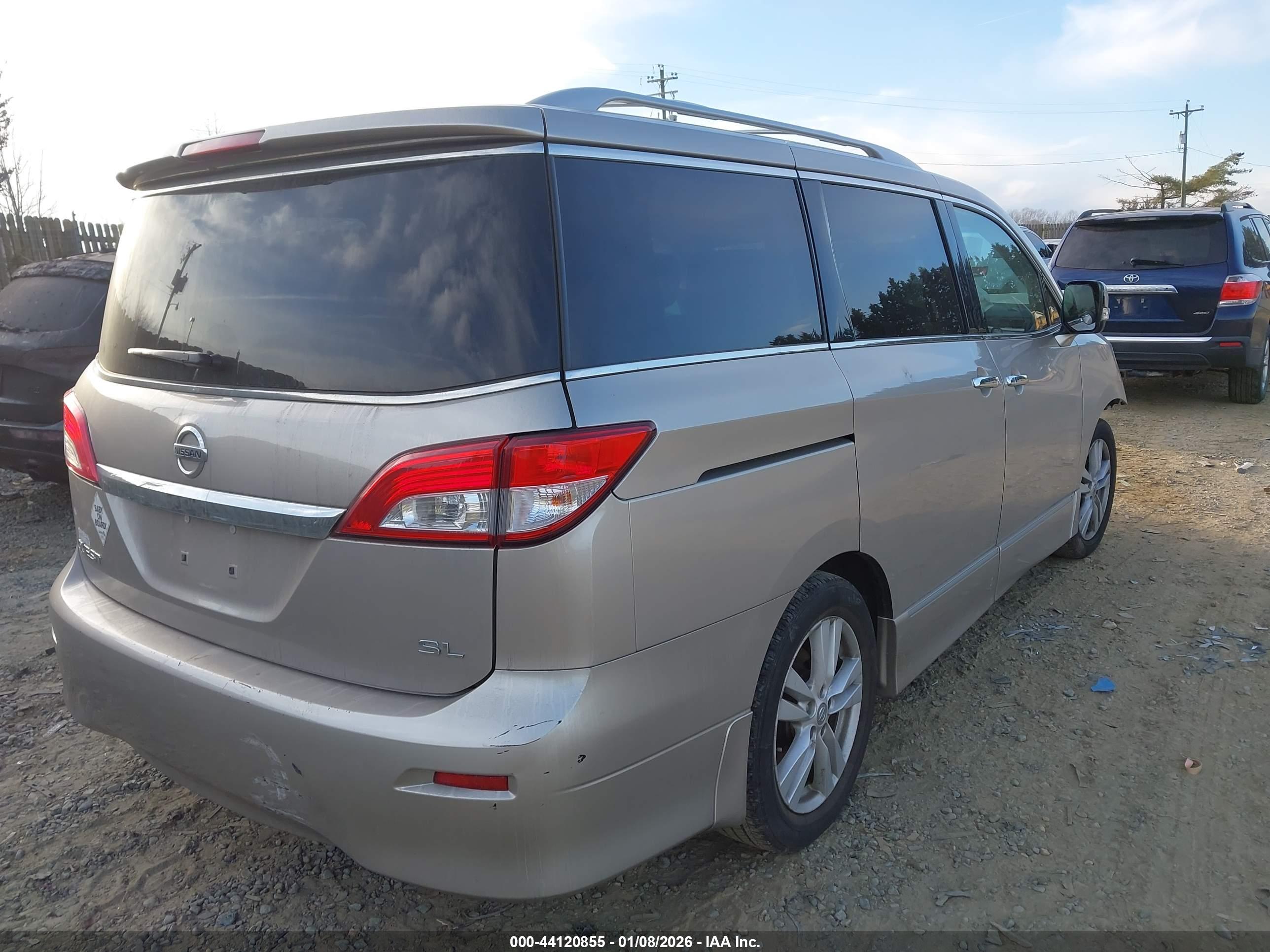 NISSAN QUEST image 4