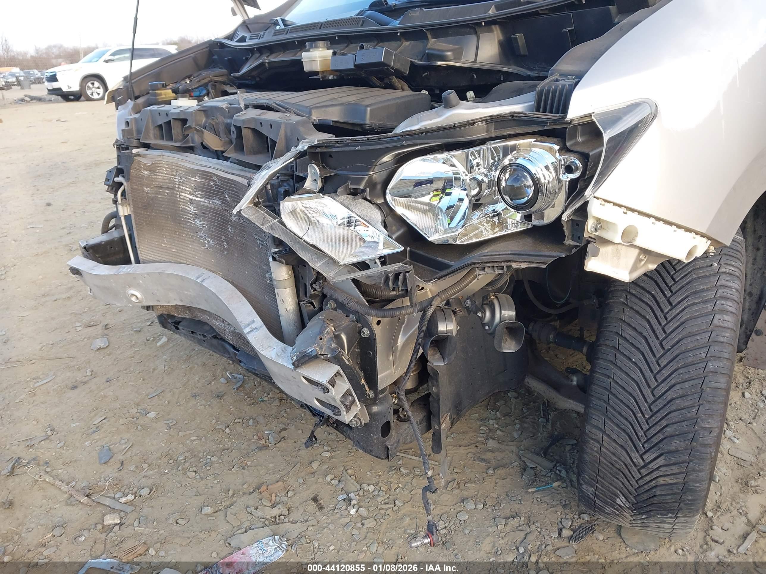 NISSAN QUEST image 6