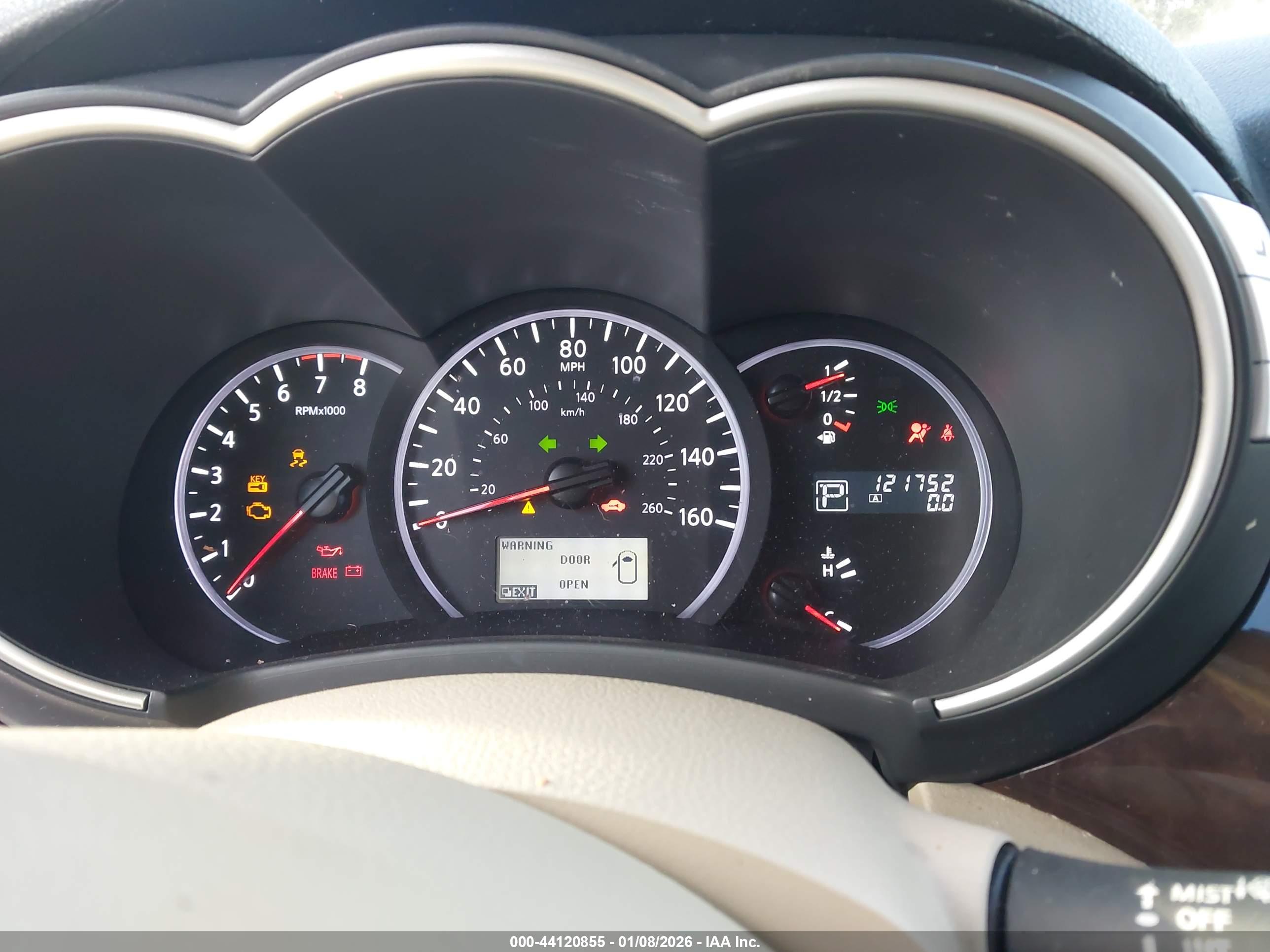 NISSAN QUEST image 7