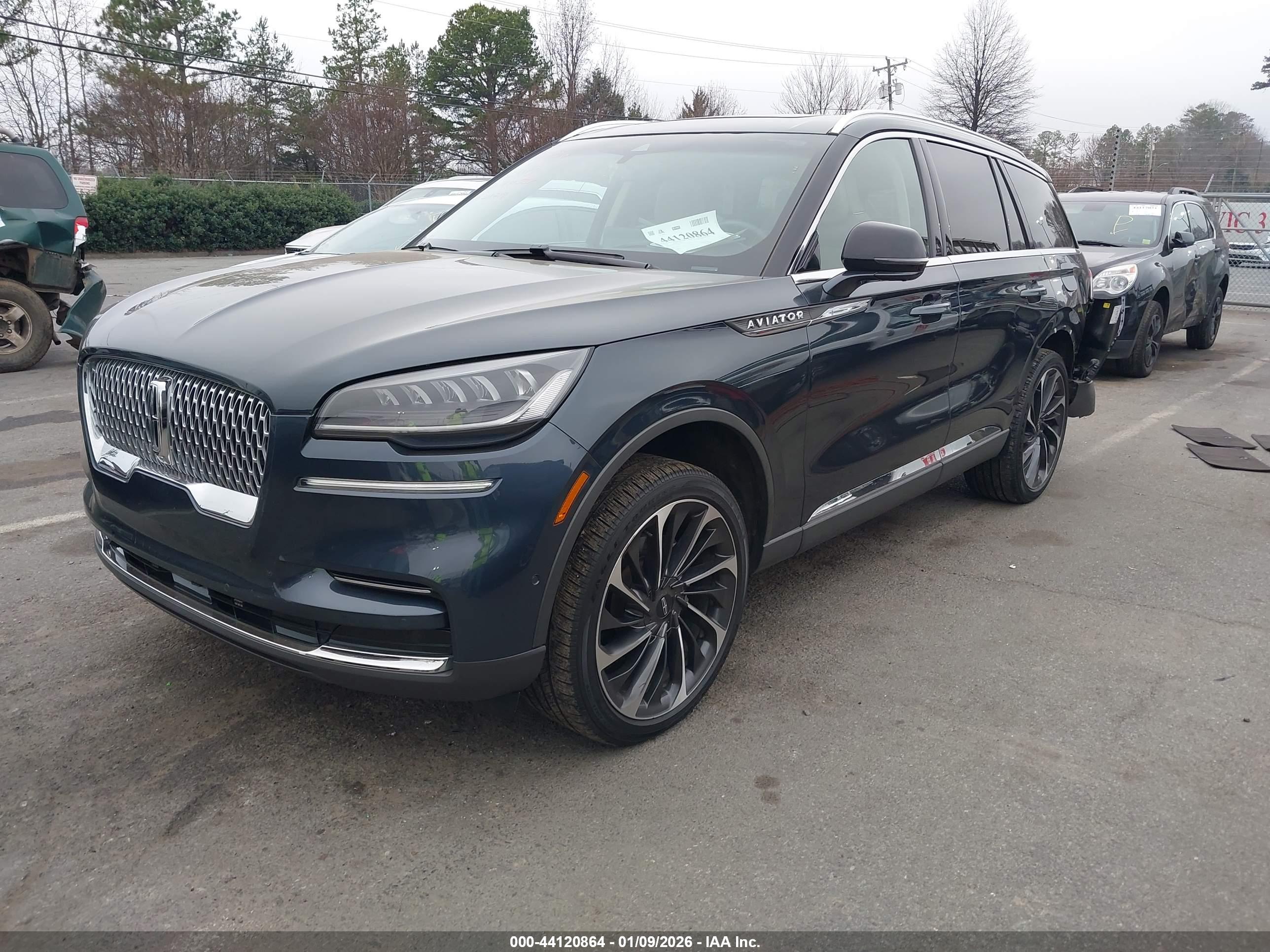 LINCOLN AVIATOR image 2