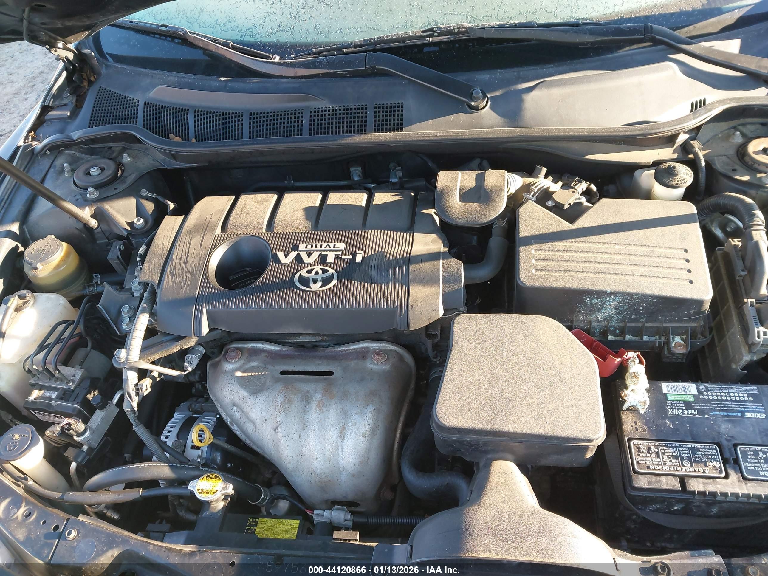 TOYOTA CAMRY image 10