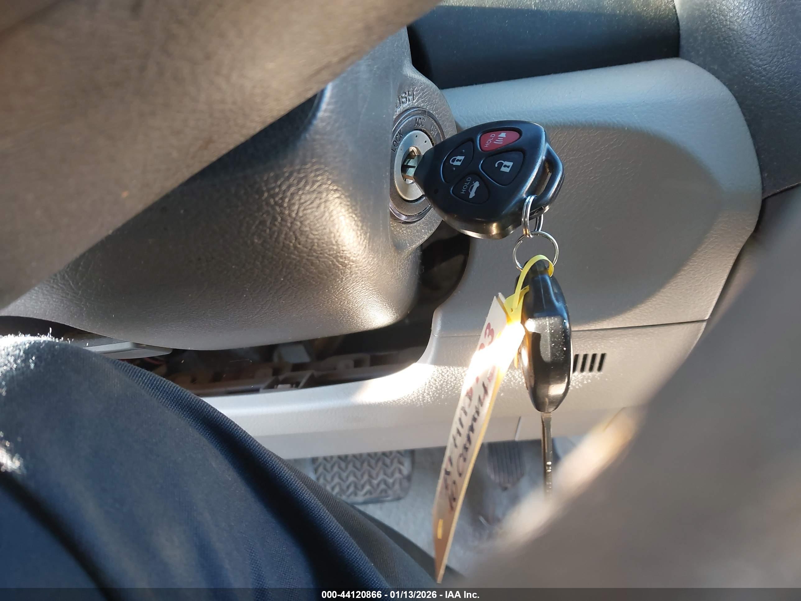 TOYOTA CAMRY image 11