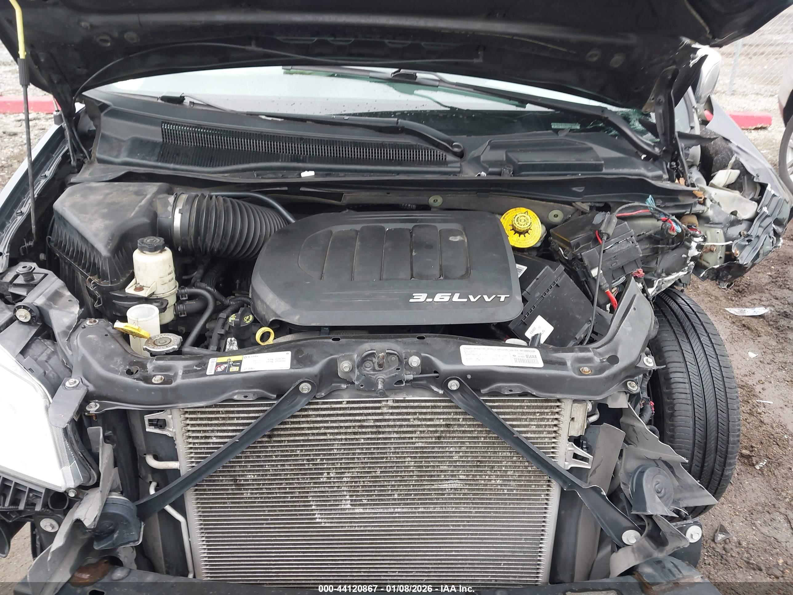 CHRYSLER TOWN image 10