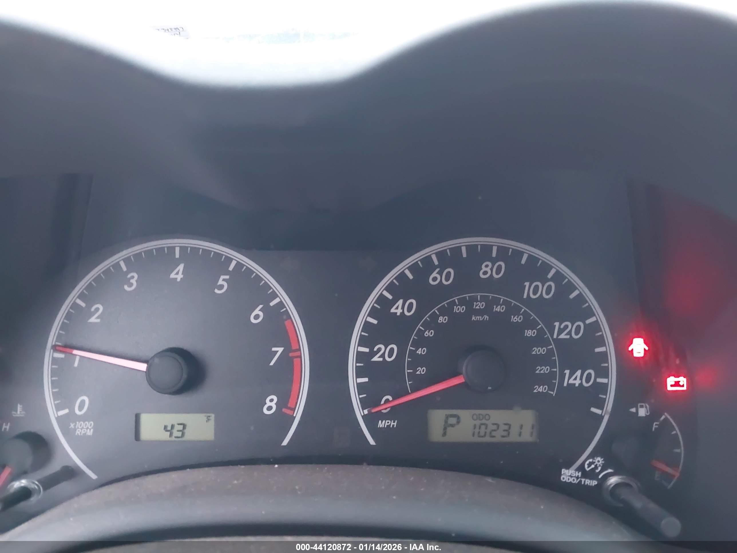TOYOTA COROLLA image 7