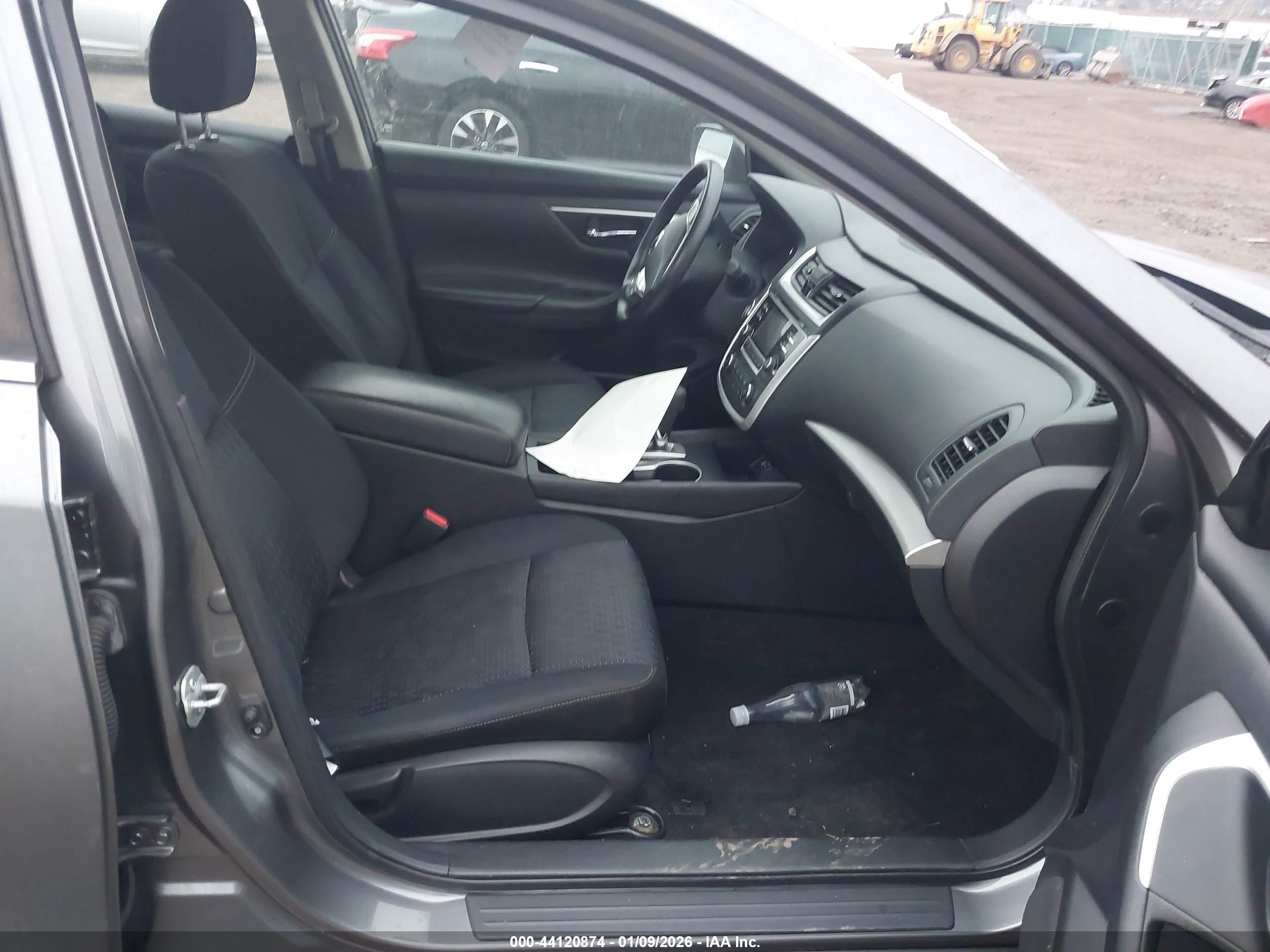 NISSAN ALTIMA image 5