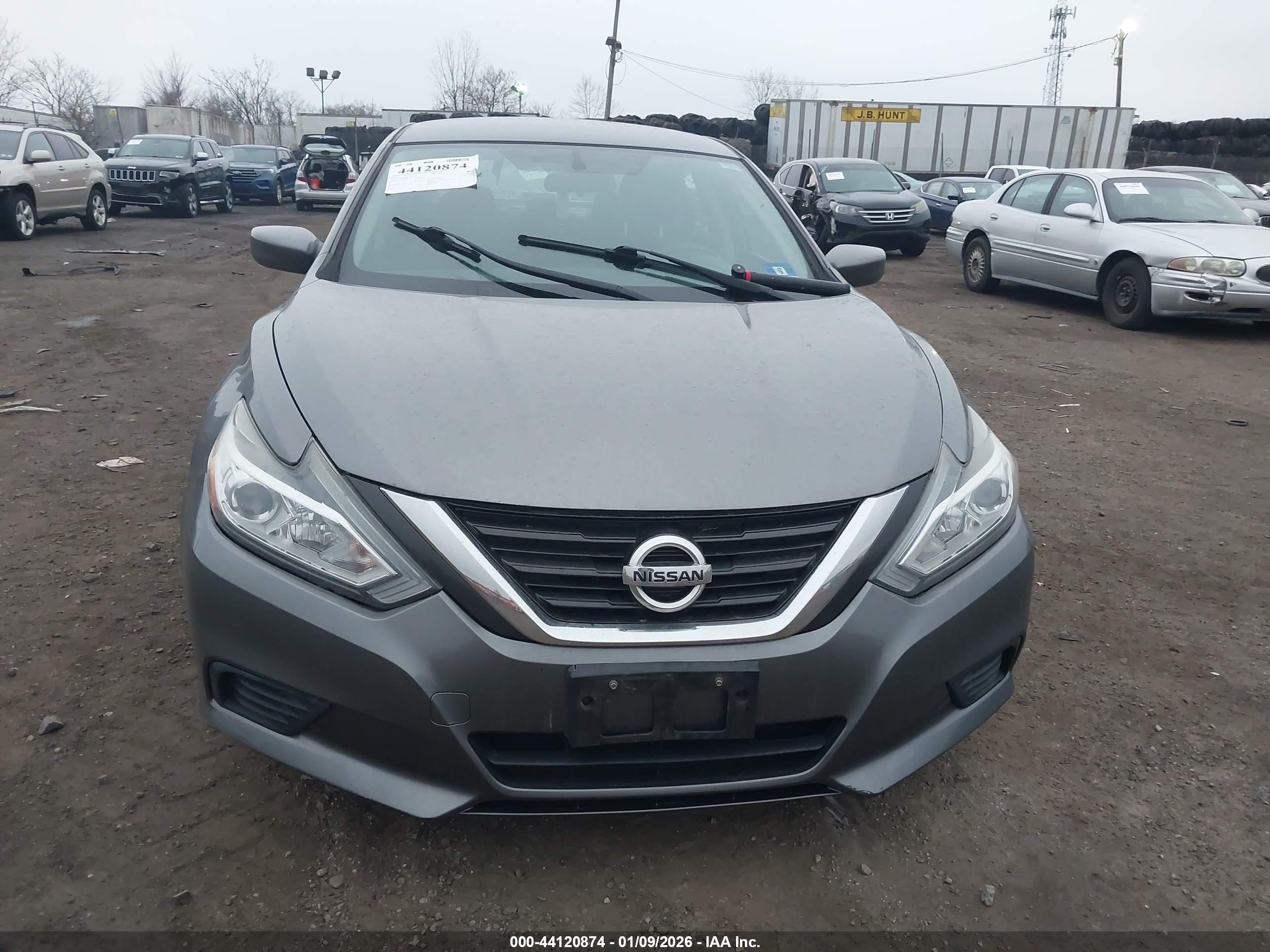 NISSAN ALTIMA image 6