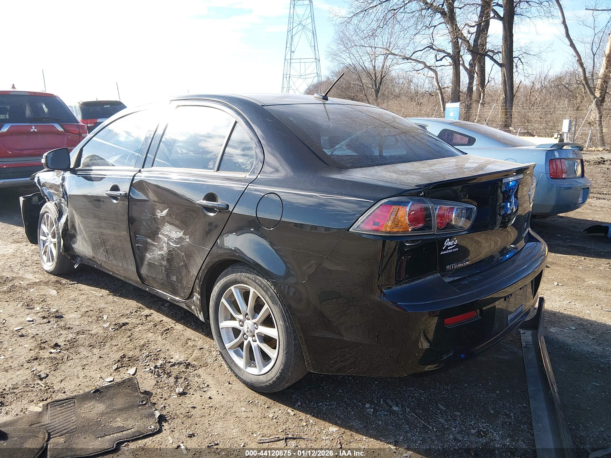 MITSUBISHI LANCER image 3