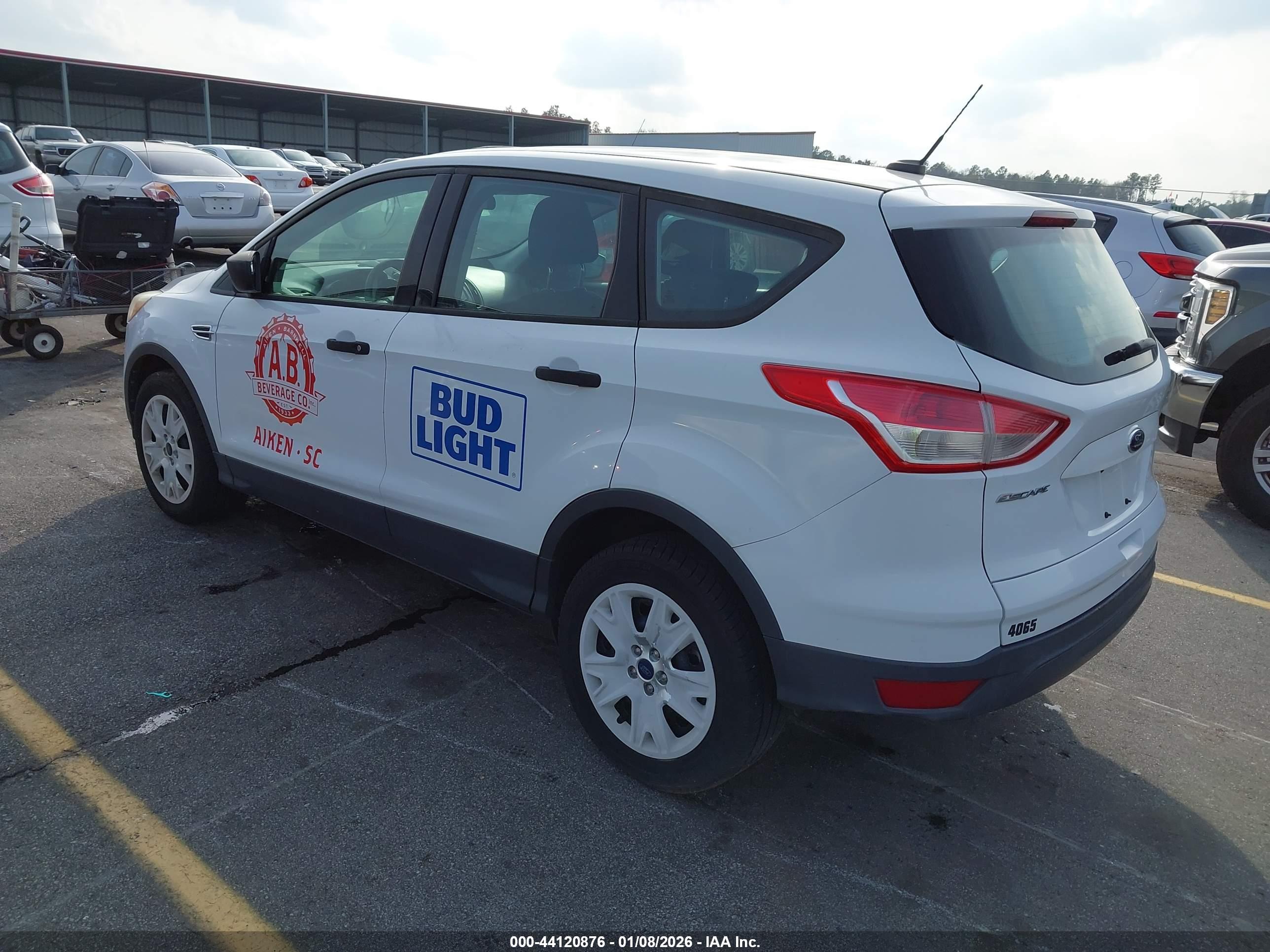 FORD ESCAPE image 3