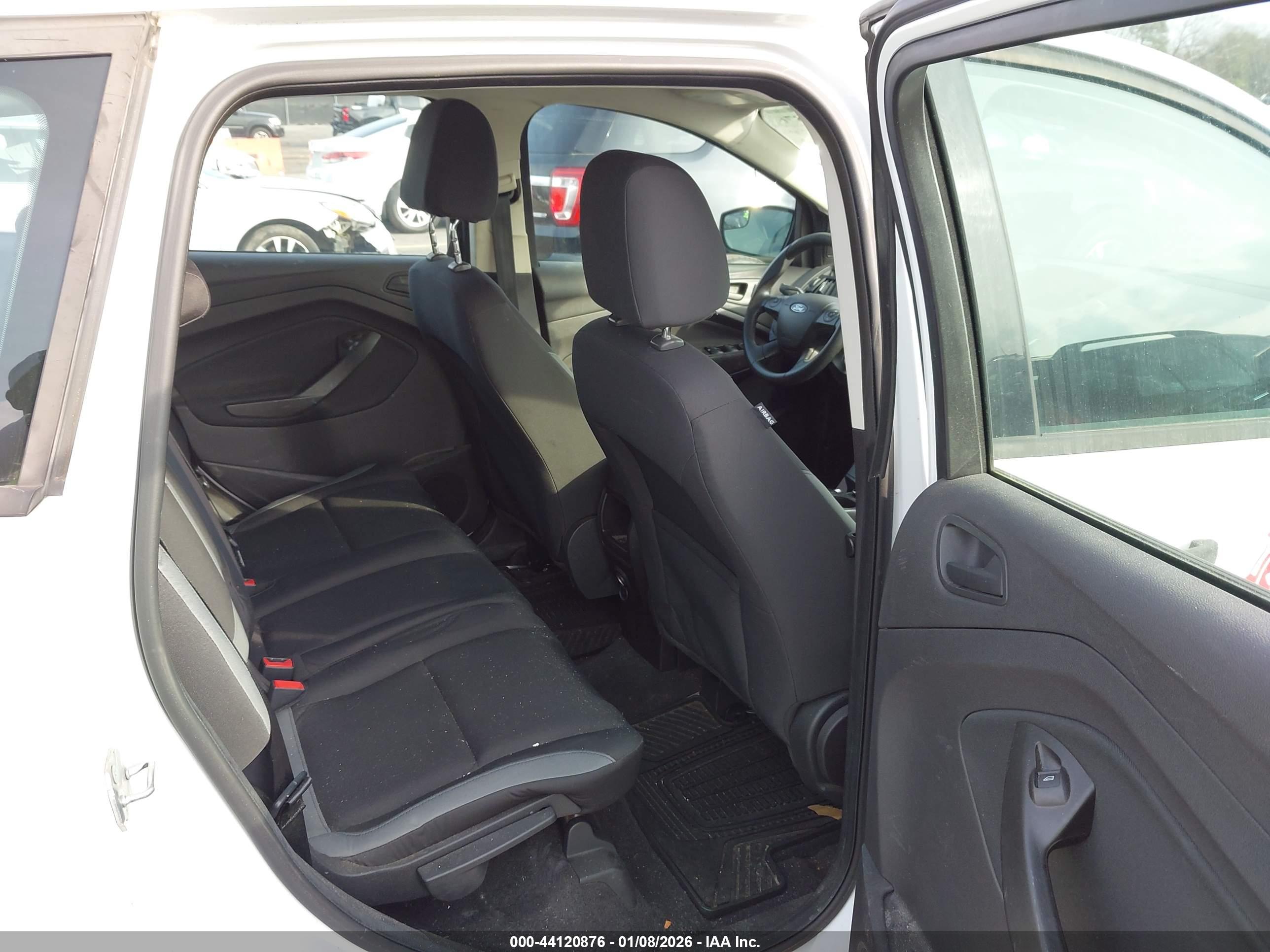 FORD ESCAPE image 8