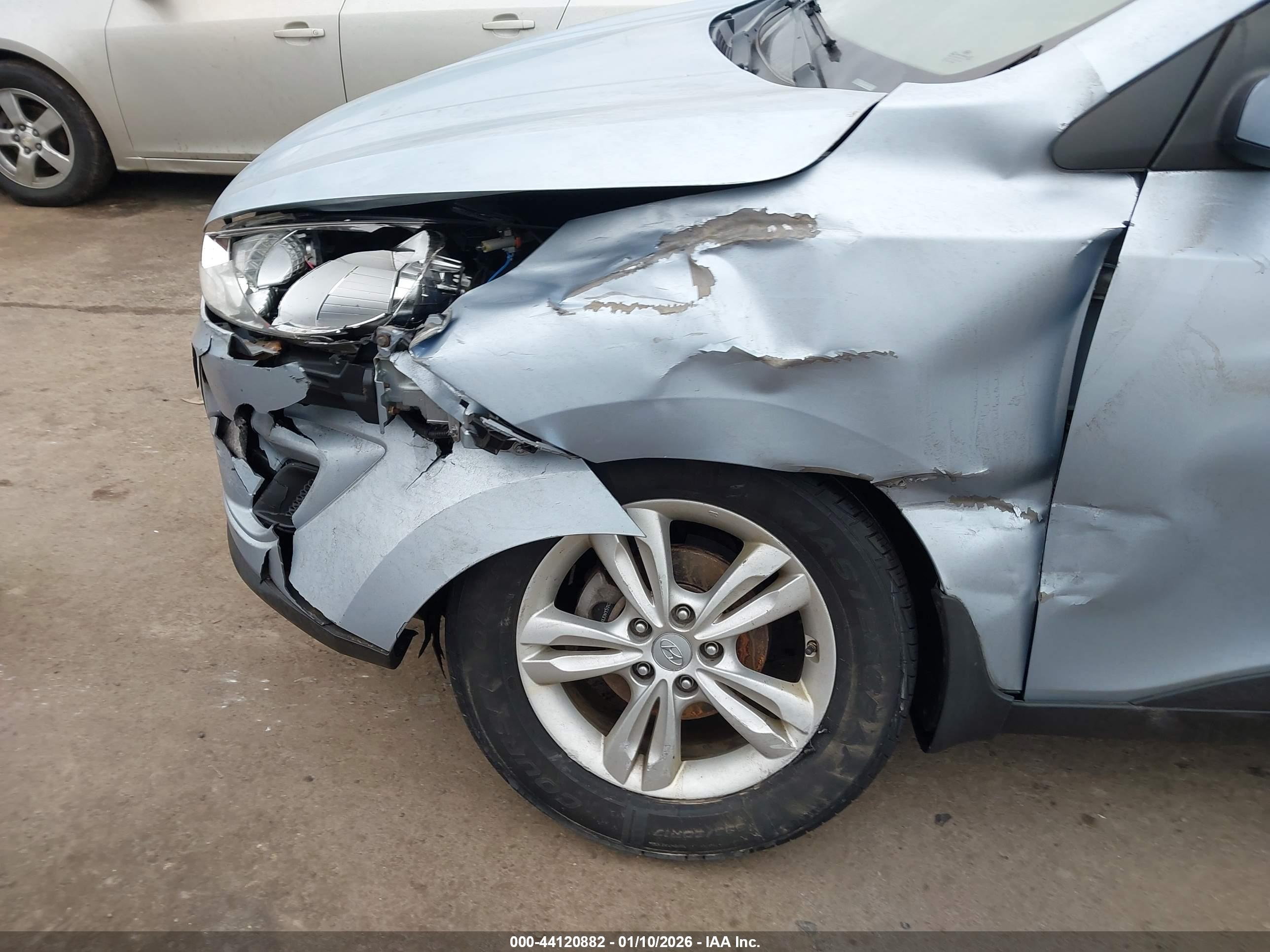 HYUNDAI TUCSON image 6