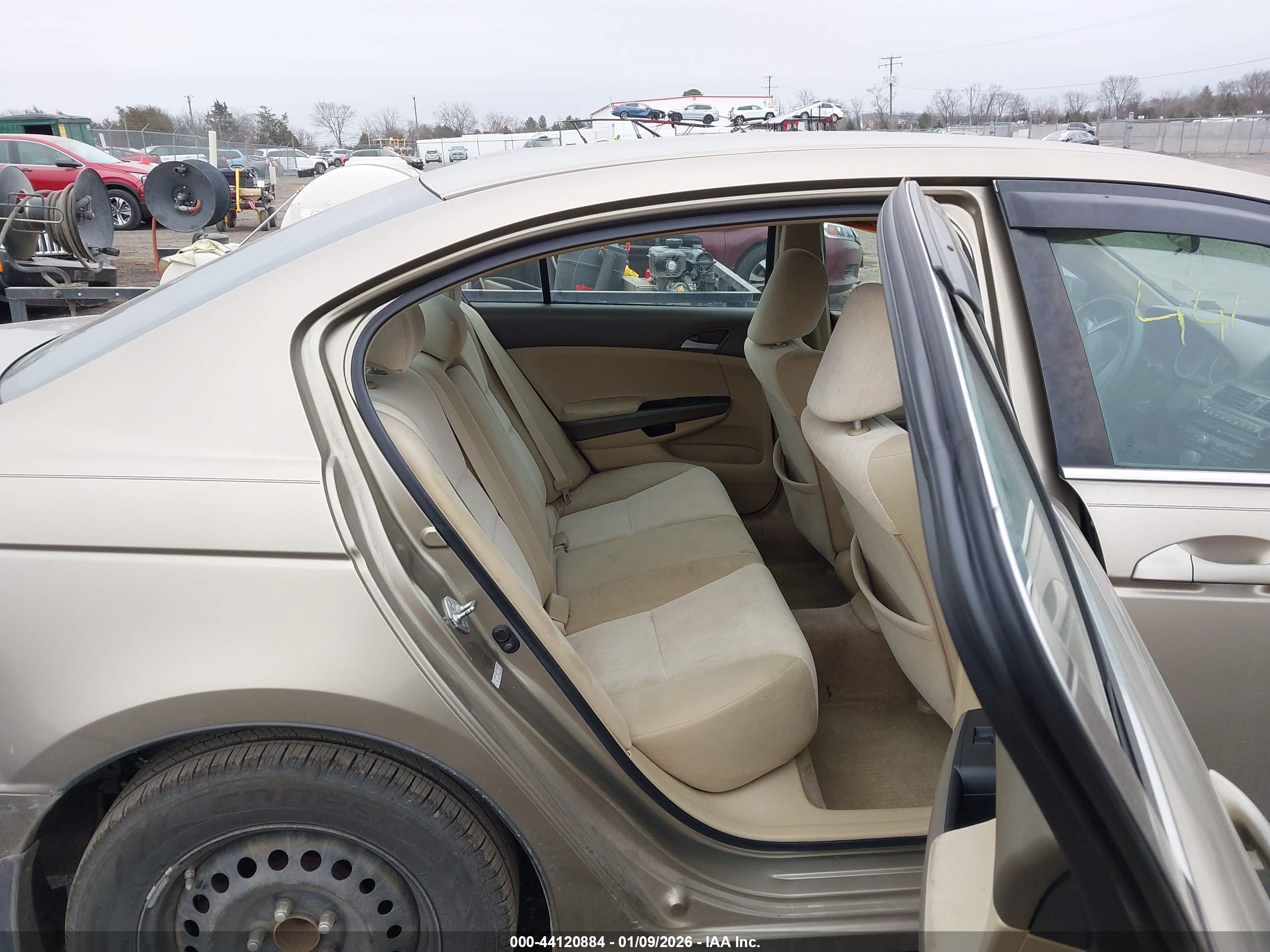 HONDA ACCORD image 8