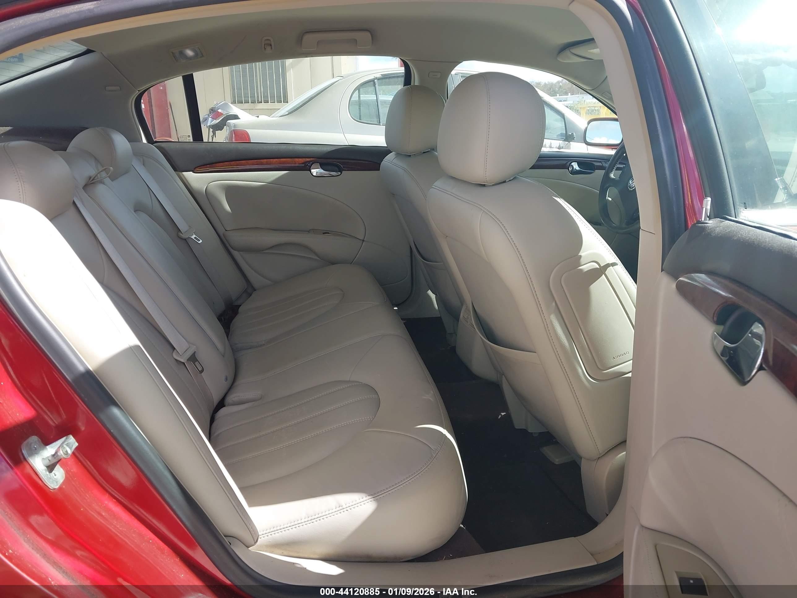 BUICK LUCERNE image 8
