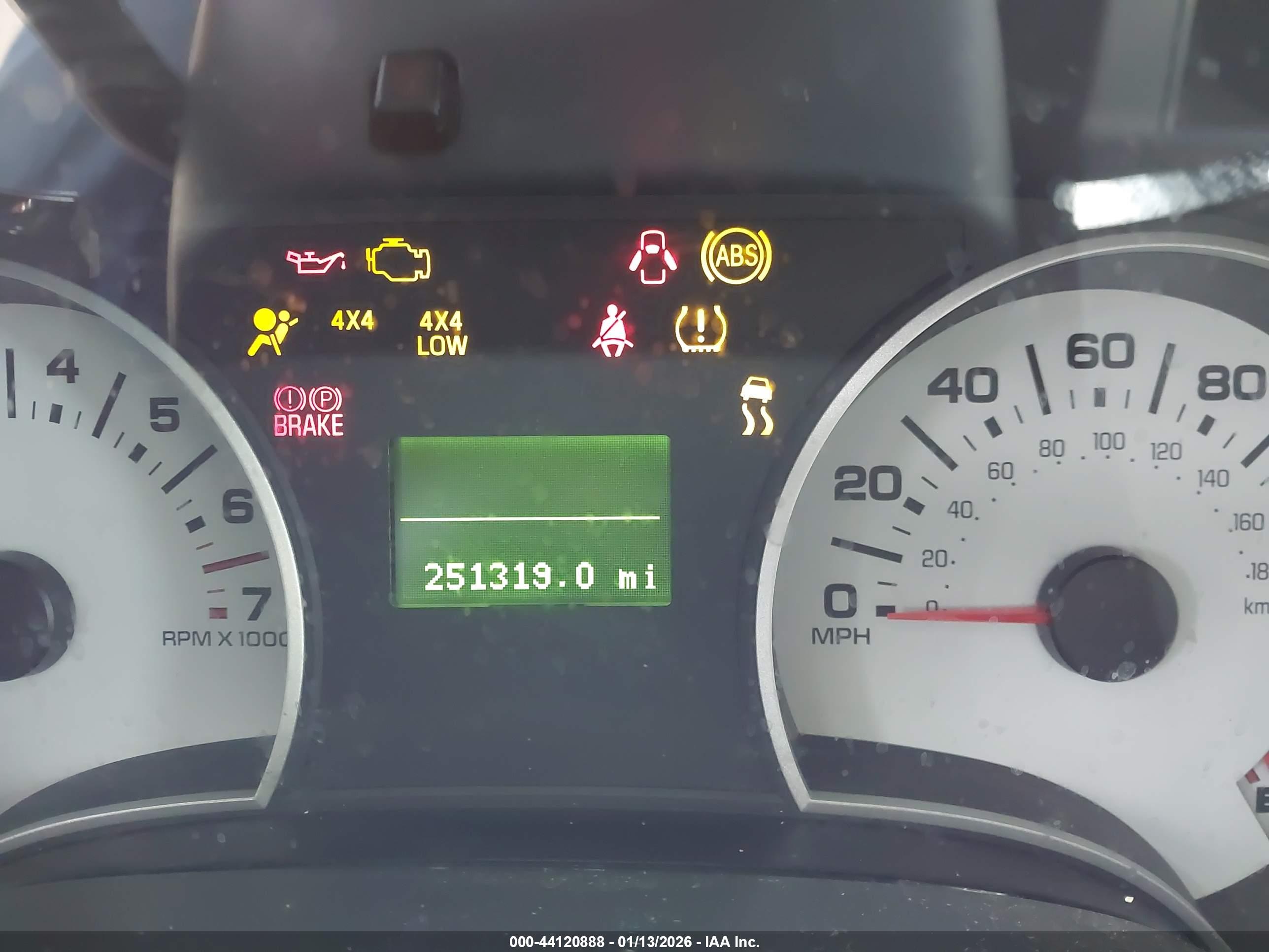 FORD EXPLORER image 7