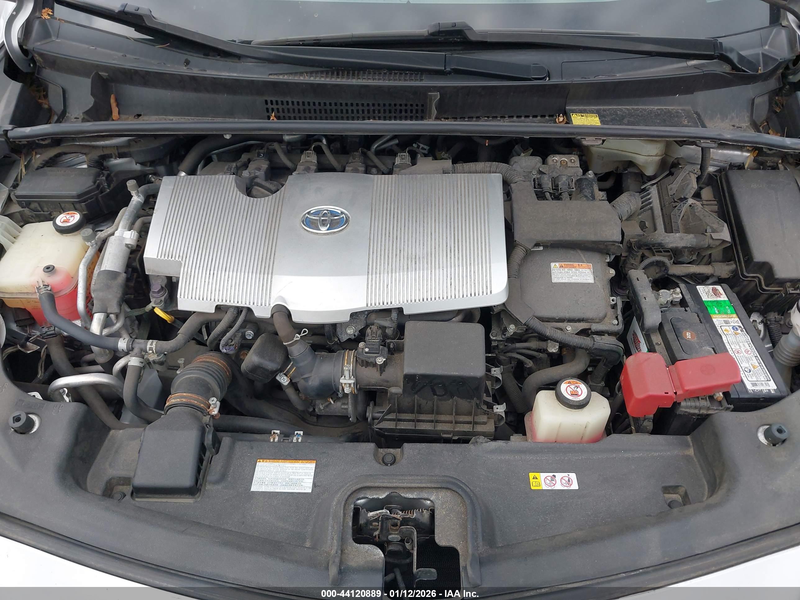 TOYOTA PRIUS image 10