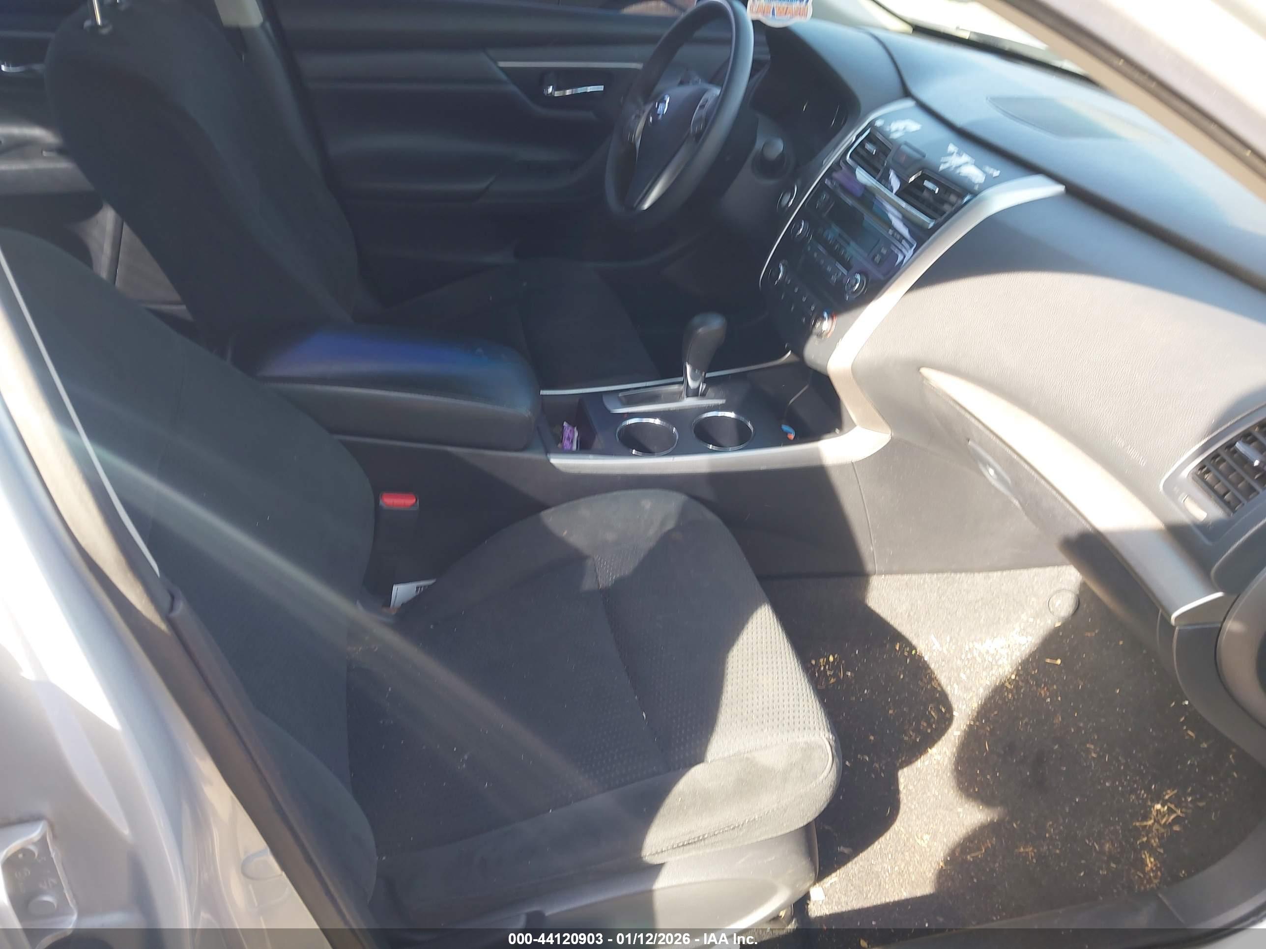 NISSAN ALTIMA image 5