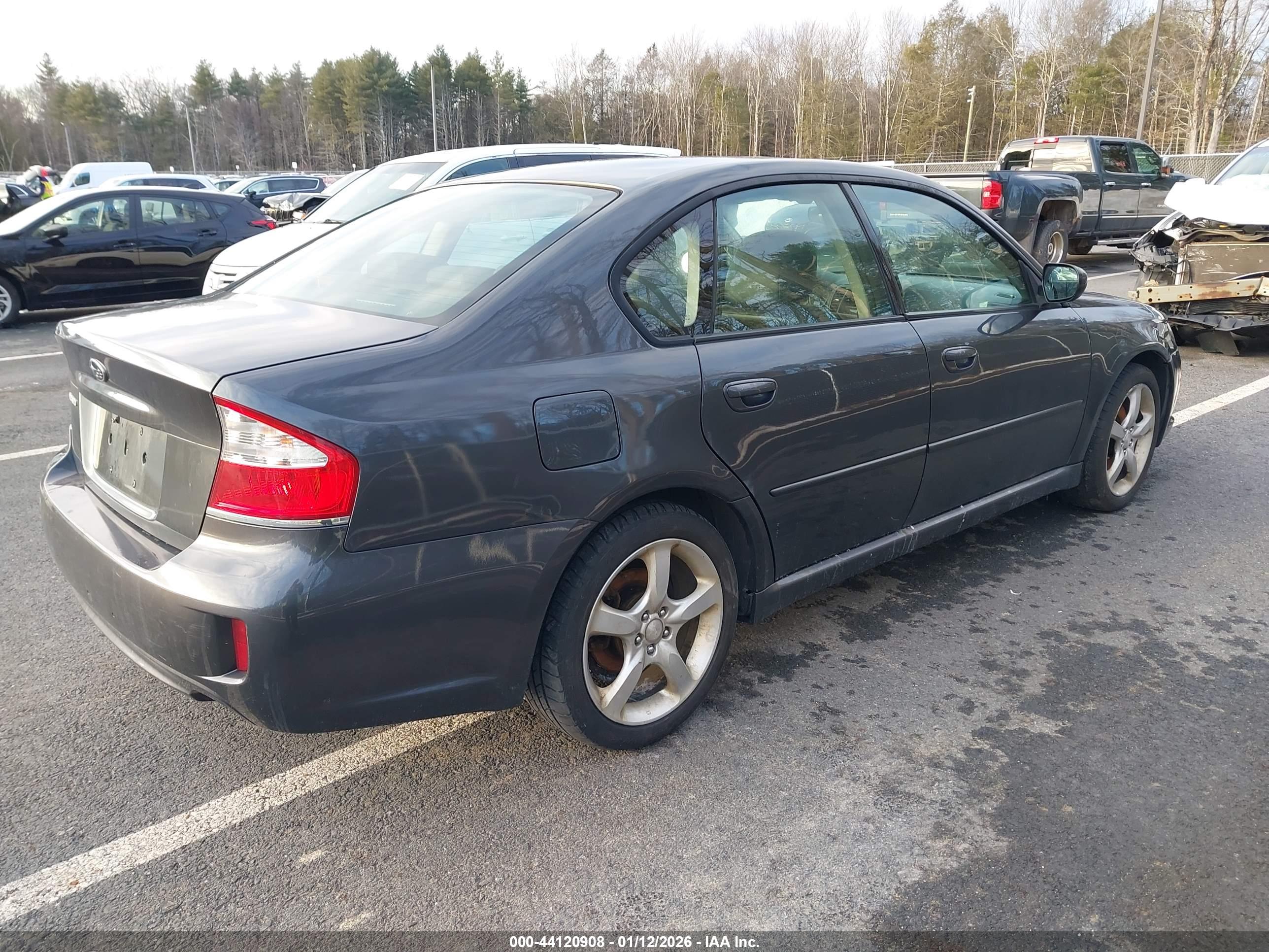 SUBARU LEGACY image 4