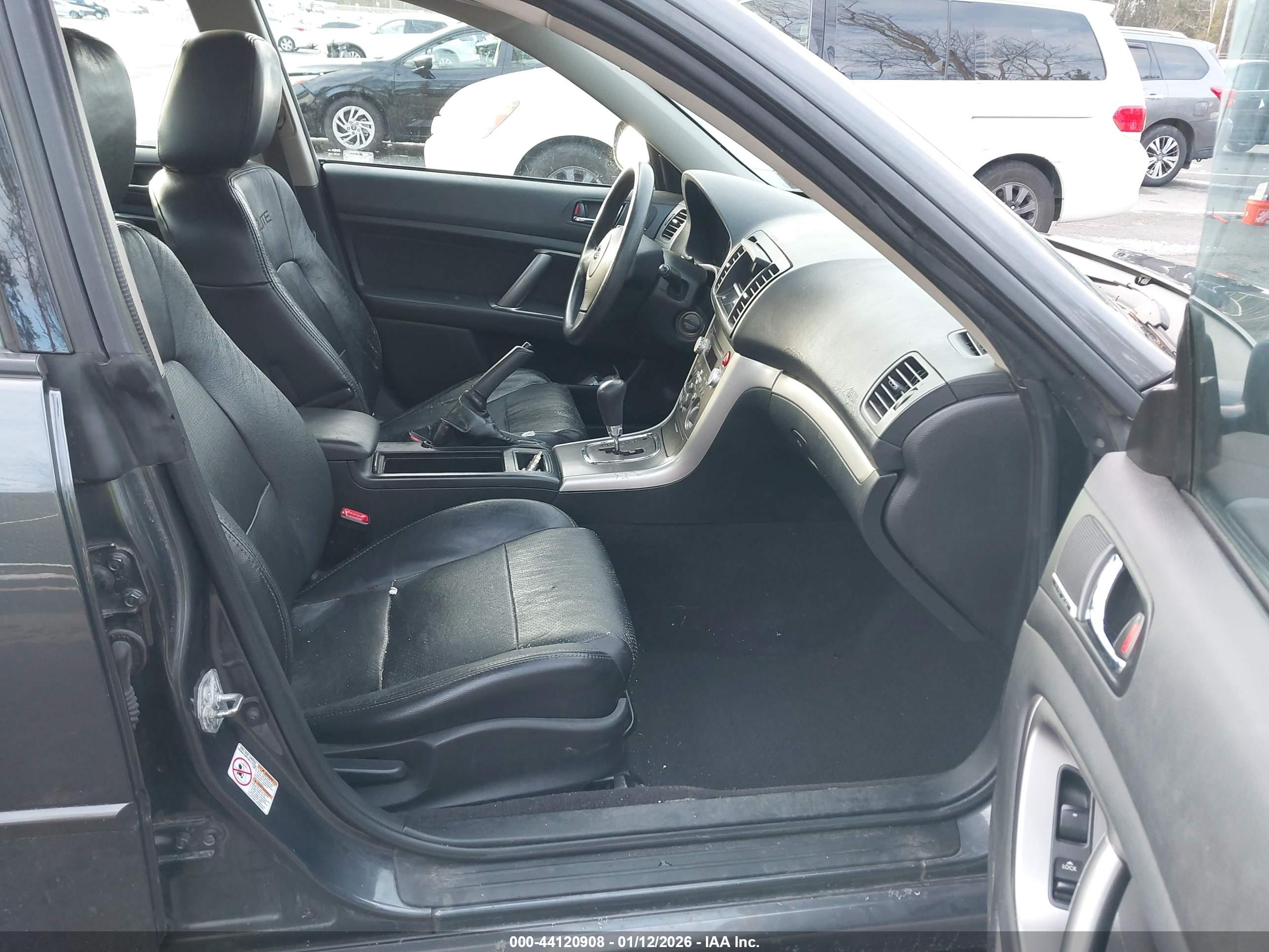 SUBARU LEGACY image 5