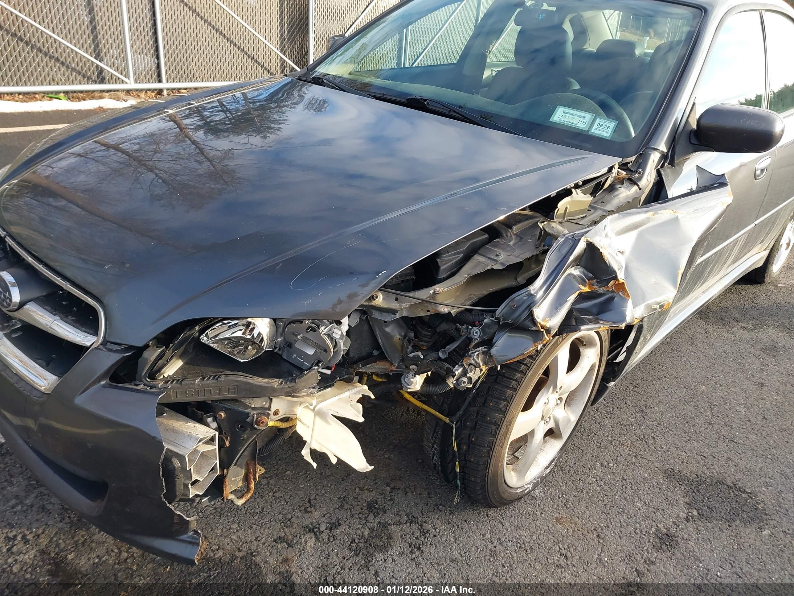 SUBARU LEGACY image 6