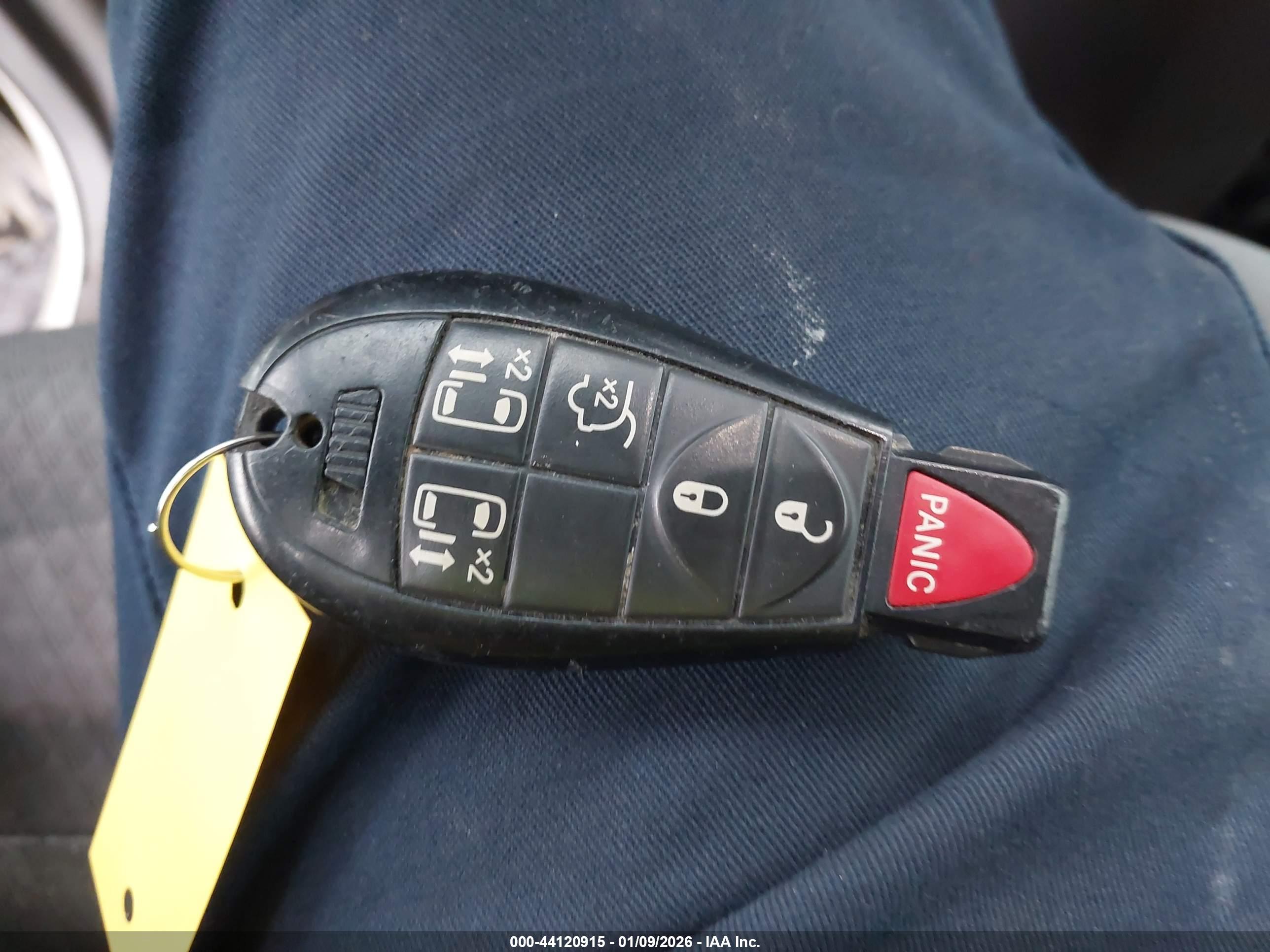 CHRYSLER TOWN image 11