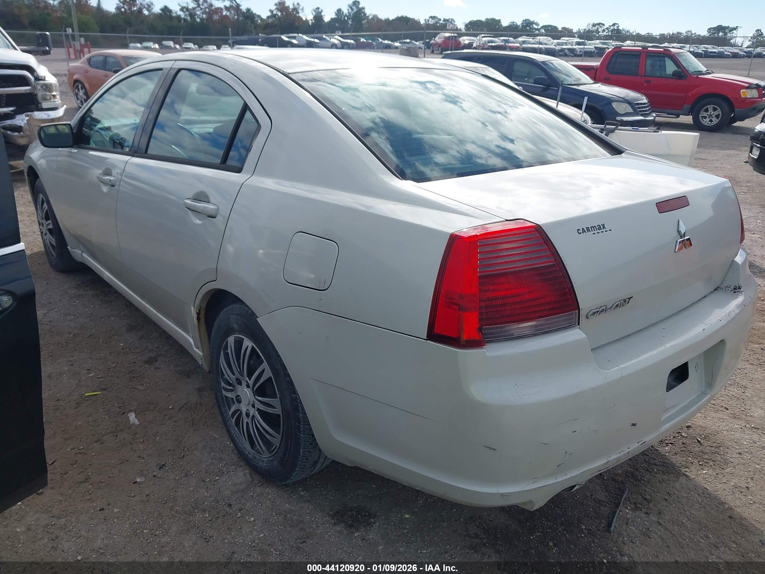 MITSUBISHI GALANT image 3