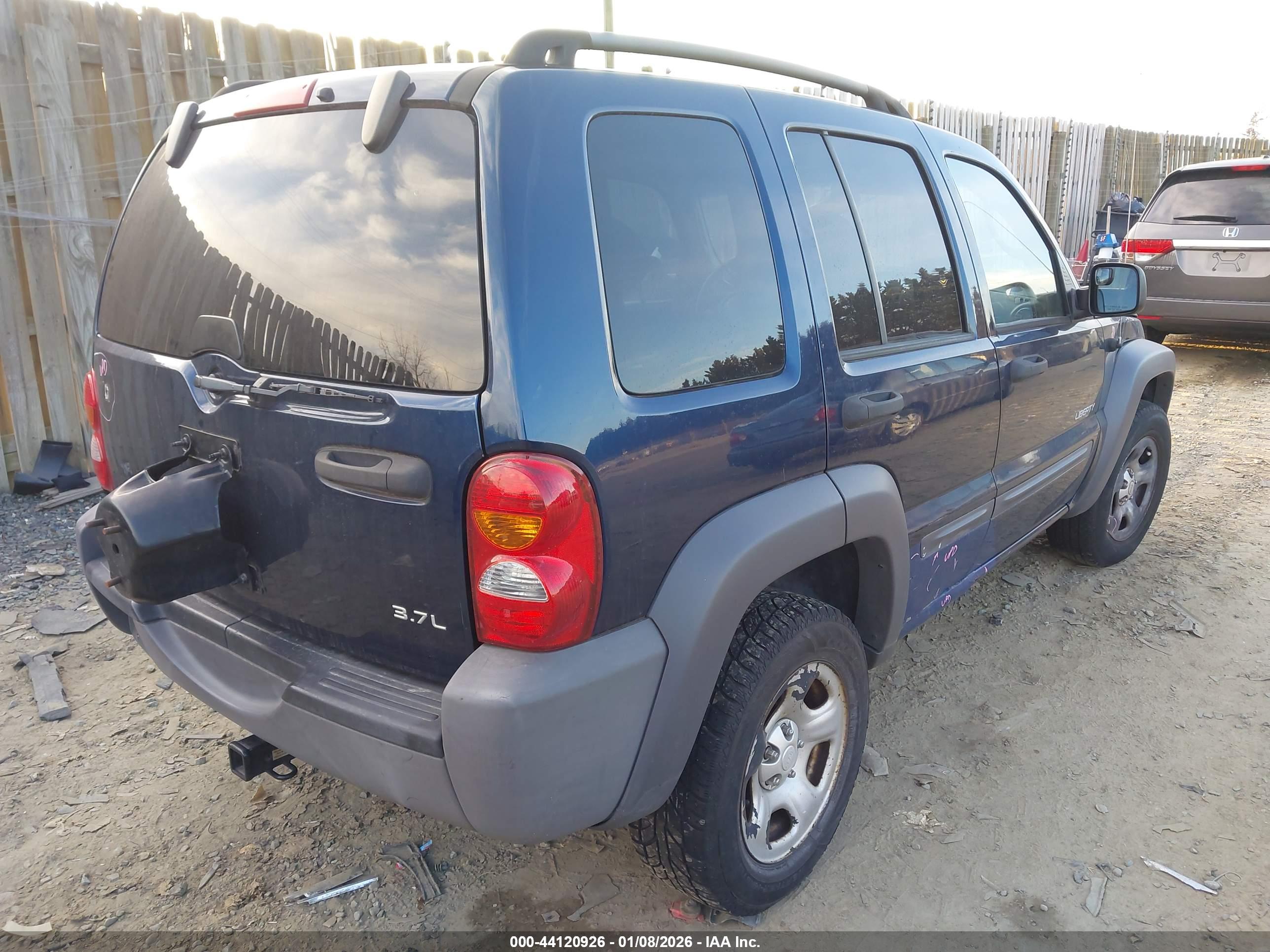 JEEP LIBERTY image 4