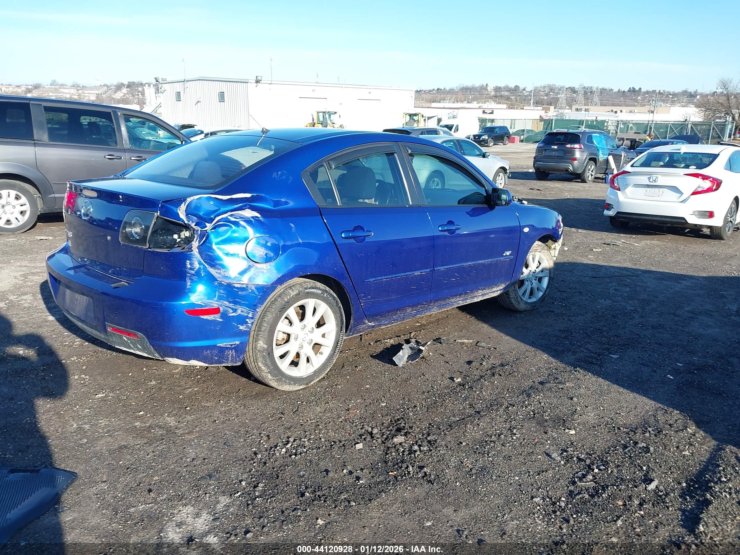MAZDA MAZDA3 image 4
