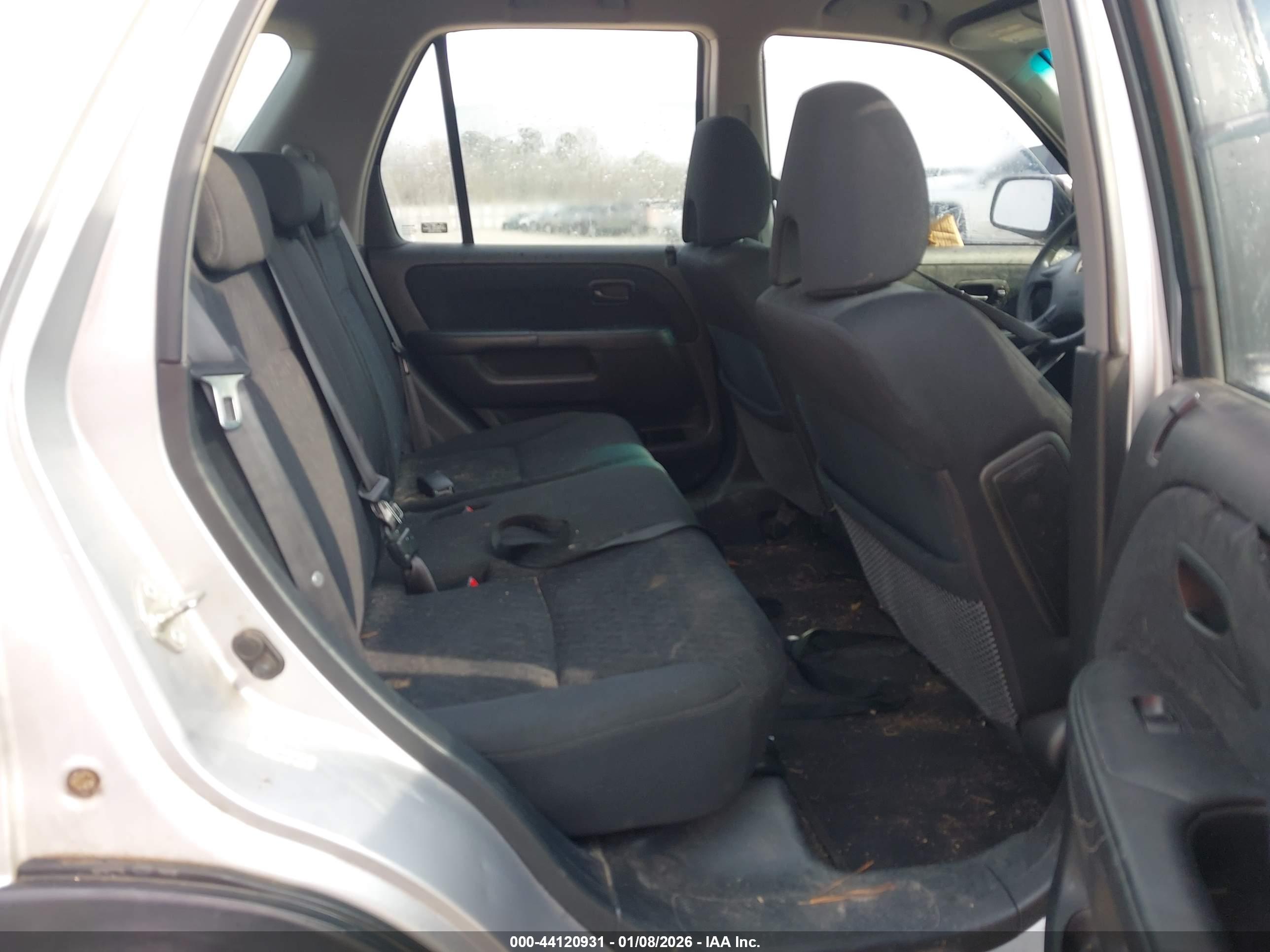 HONDA CR-V image 8