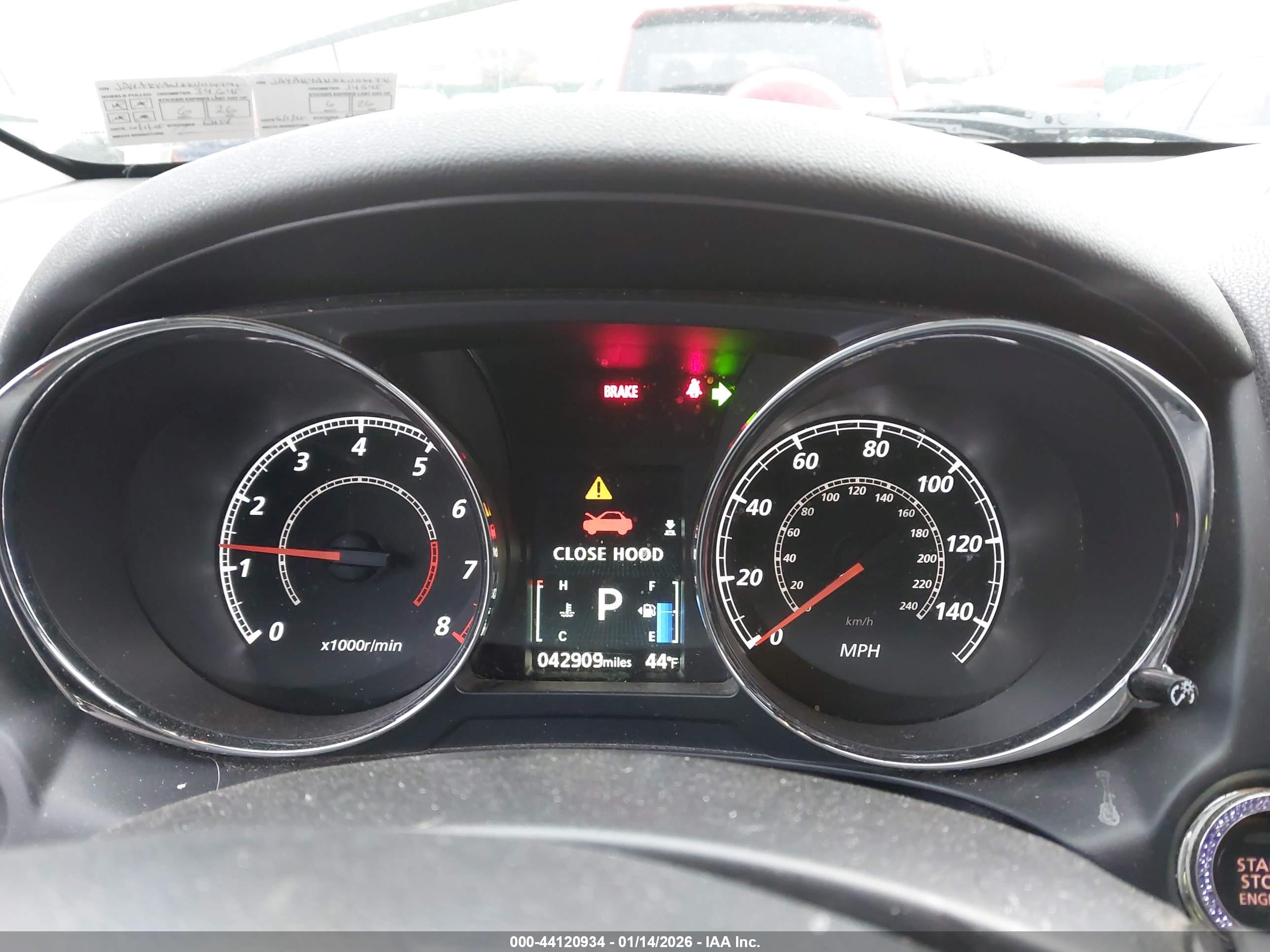 MITSUBISHI OUTLANDER image 7