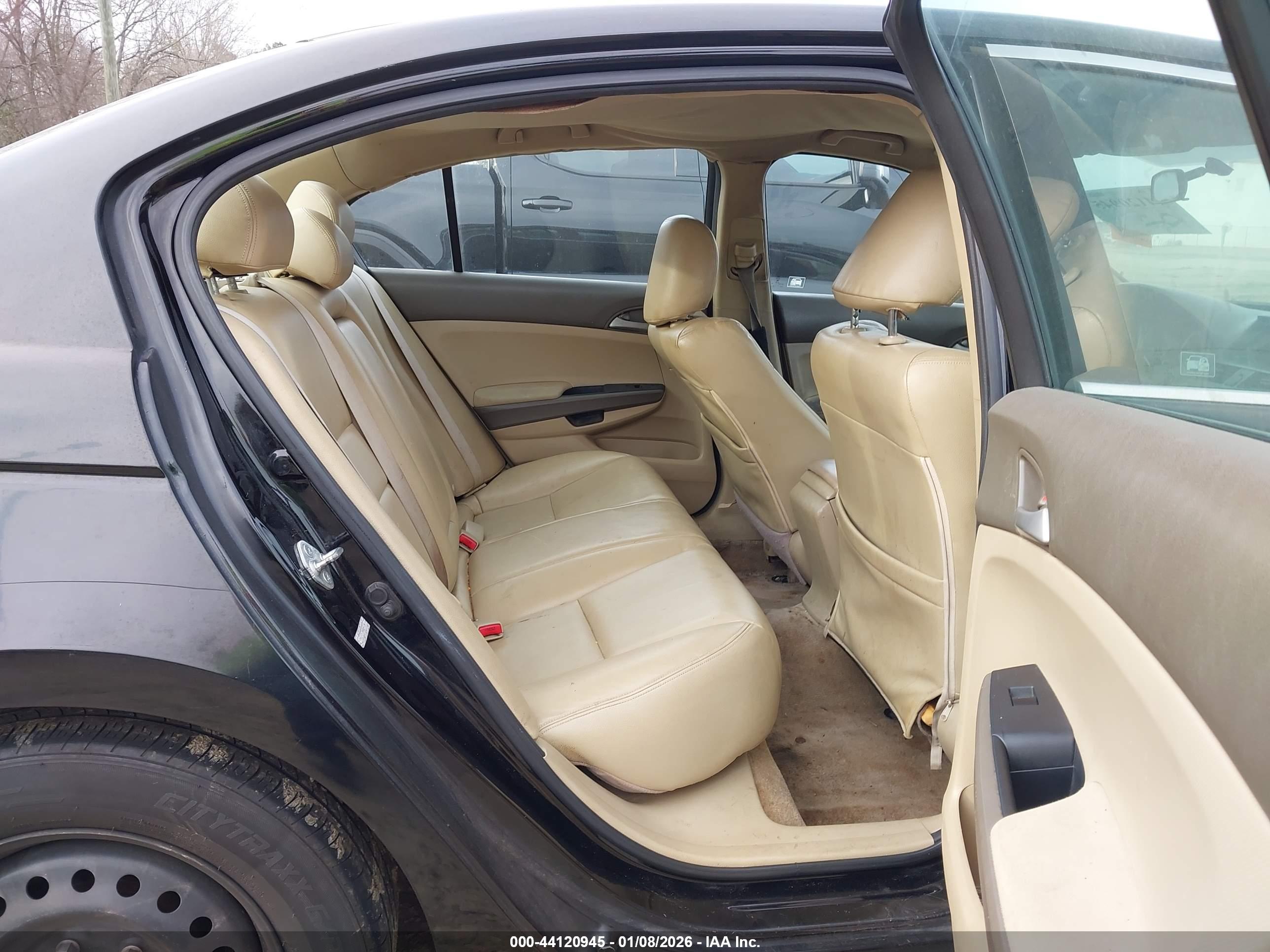 HONDA ACCORD image 8