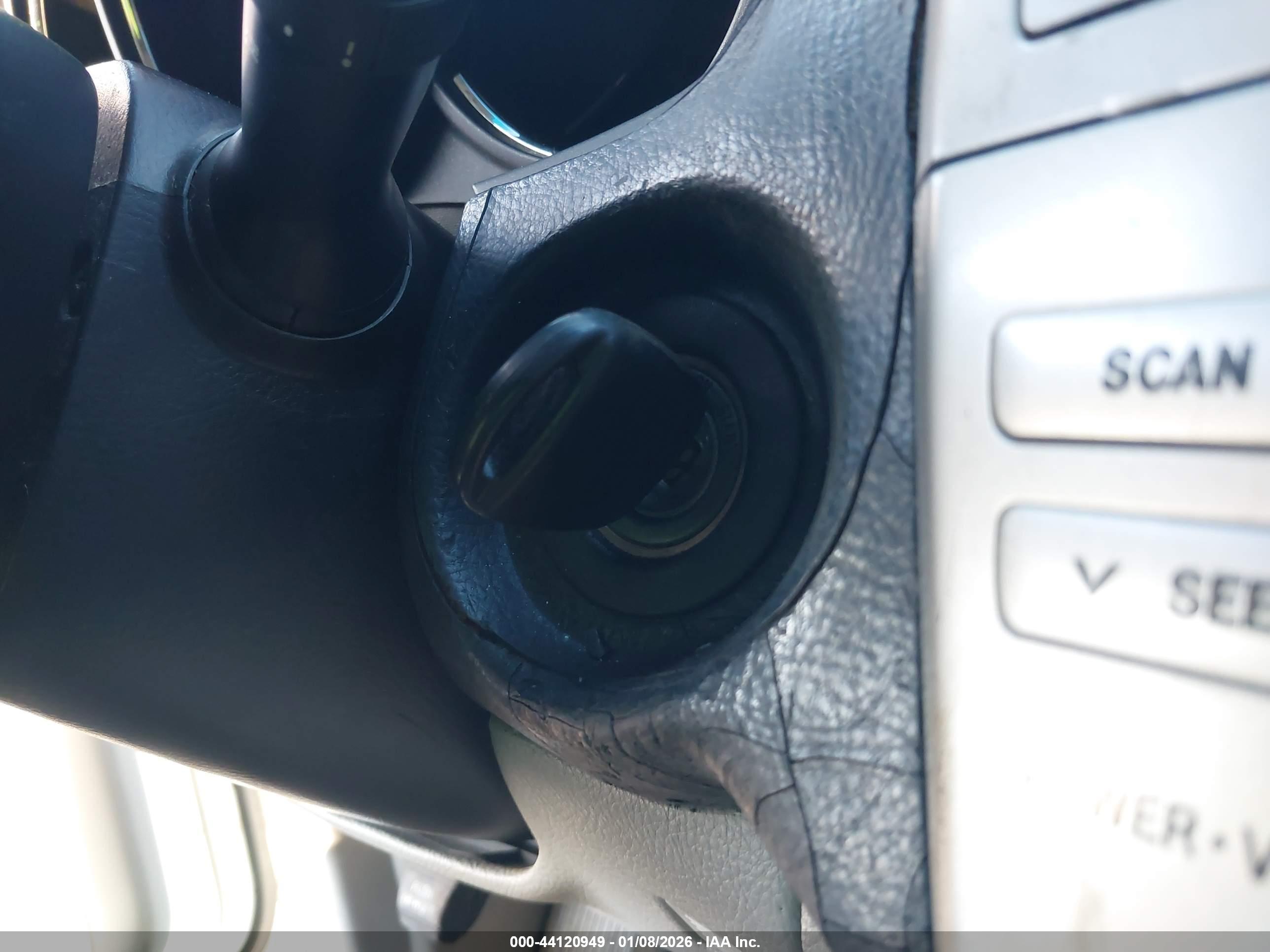 LEXUS RX image 11