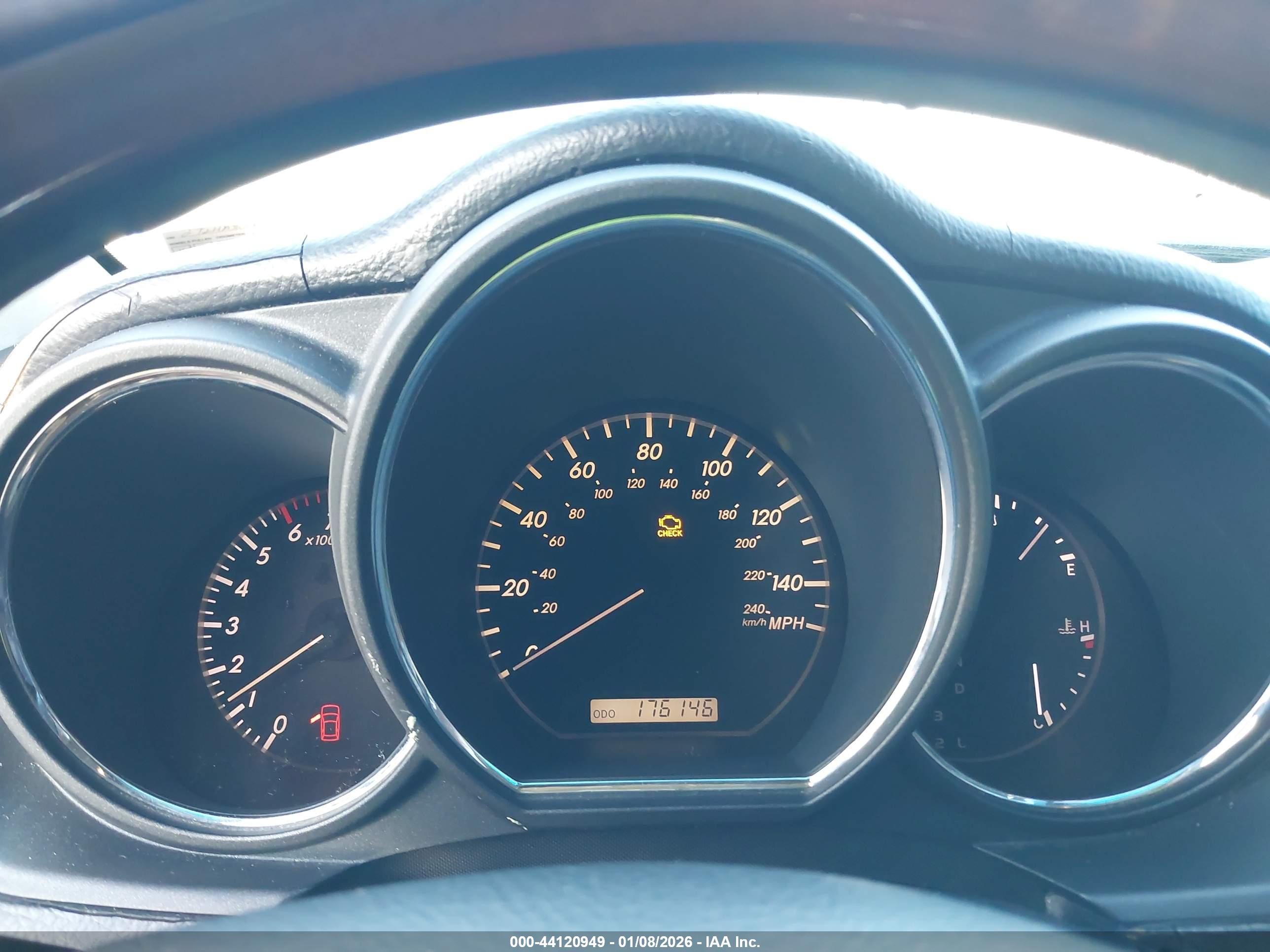 LEXUS RX image 7
