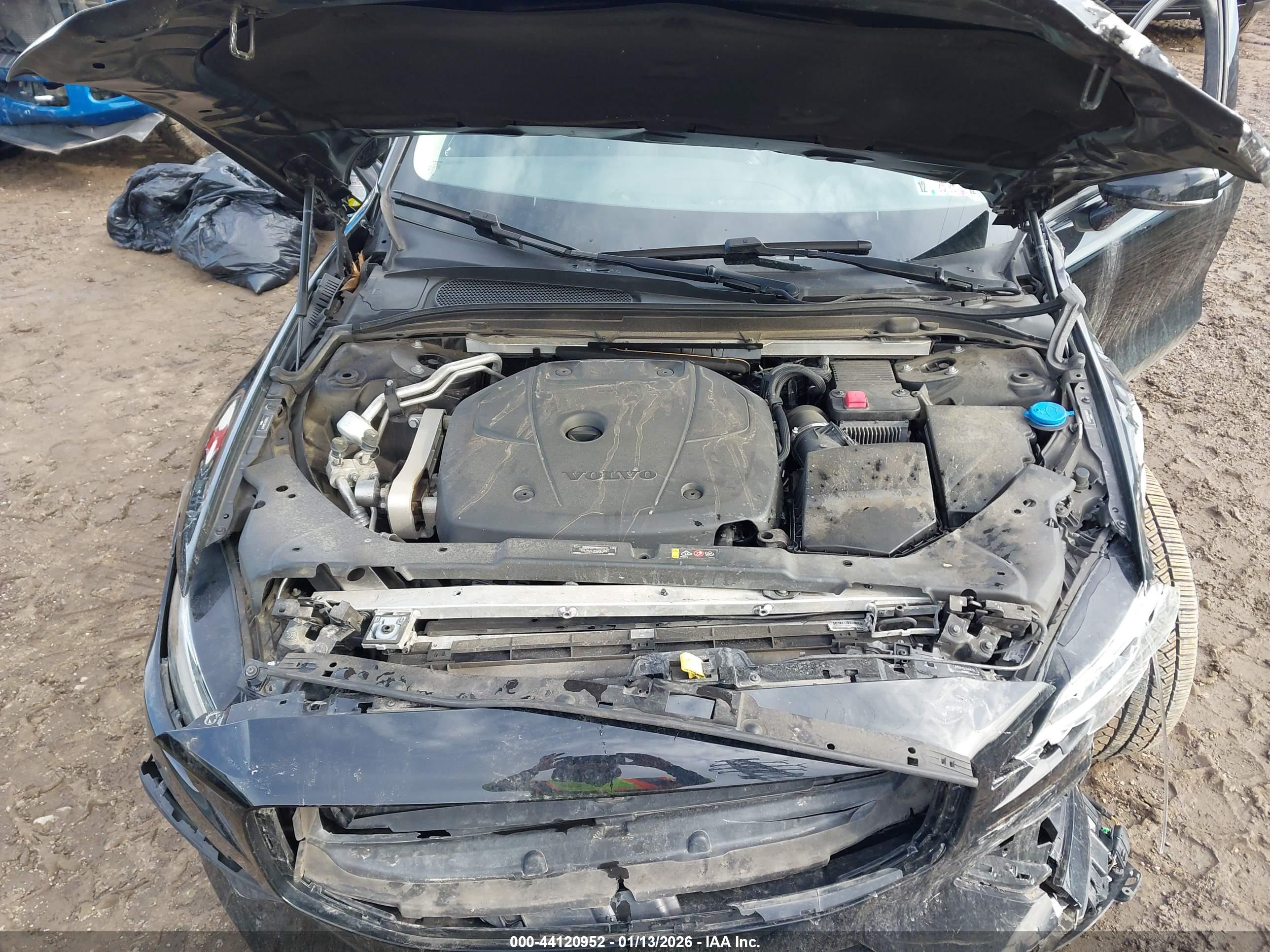 VOLVO S60 image 10