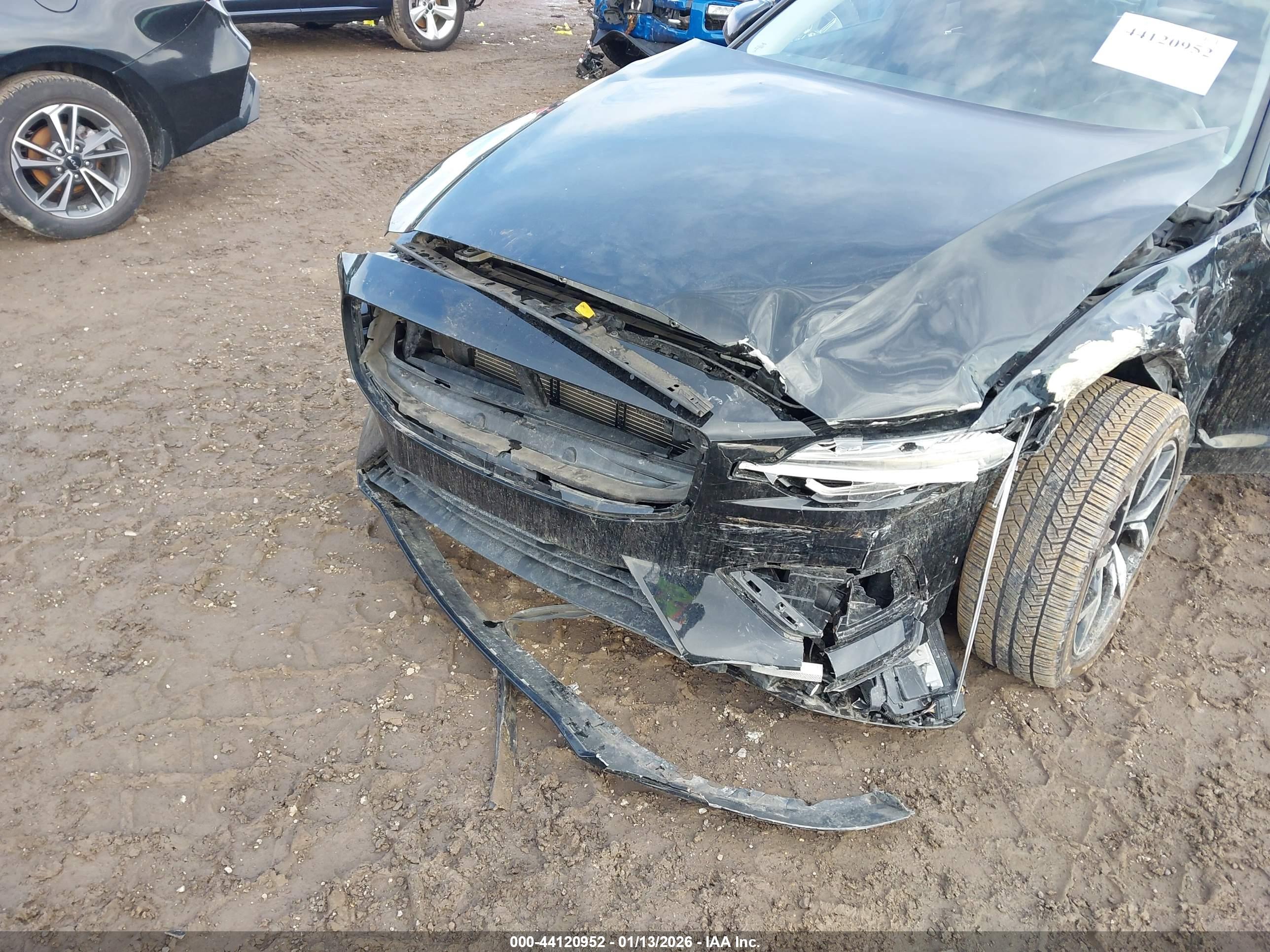 VOLVO S60 image 6