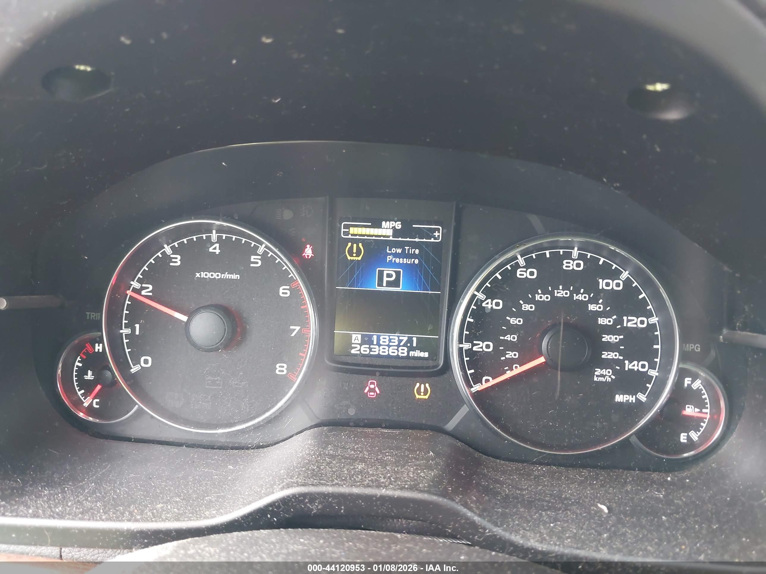 SUBARU OUTBACK image 7