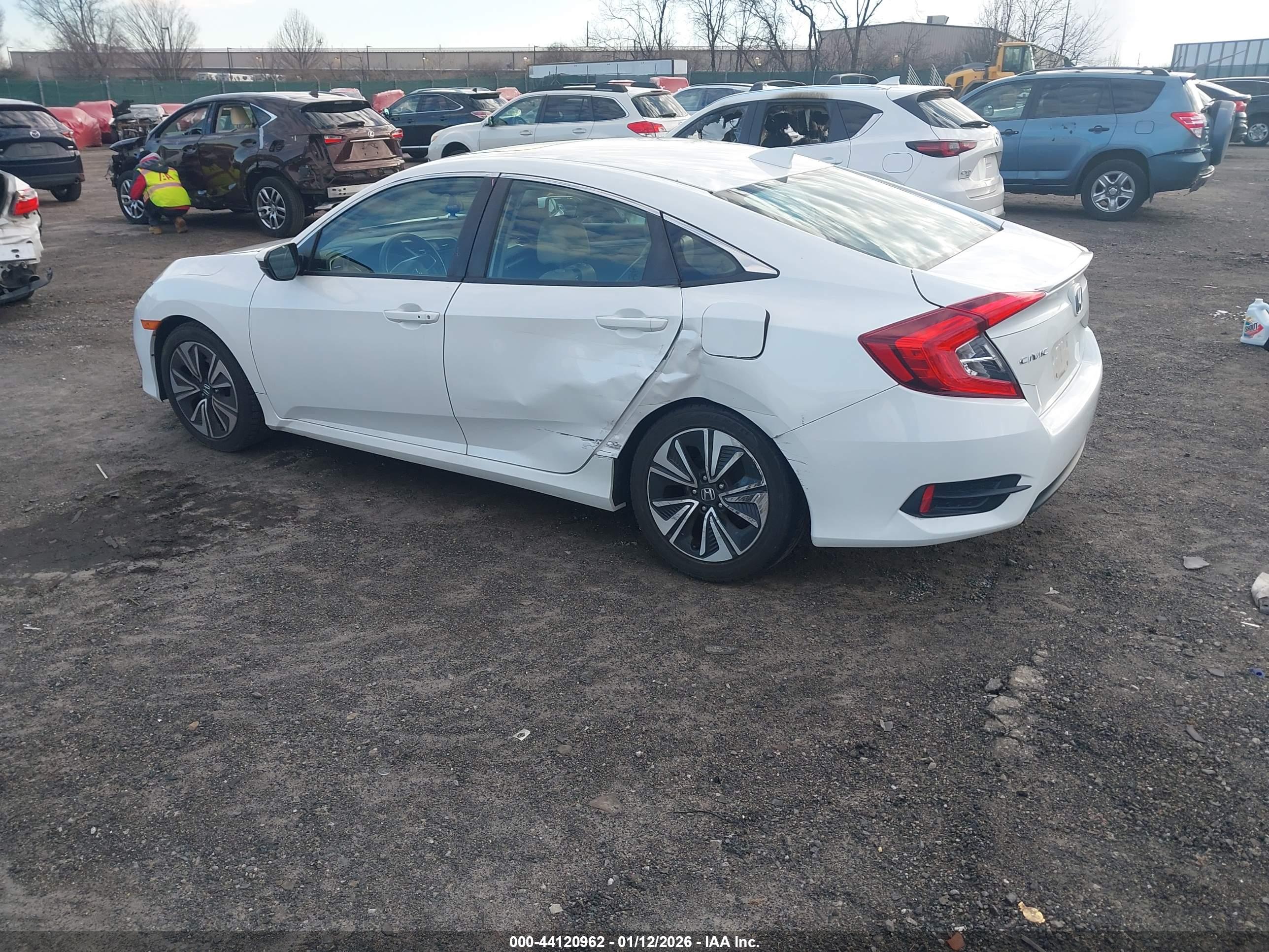 HONDA CIVIC image 3