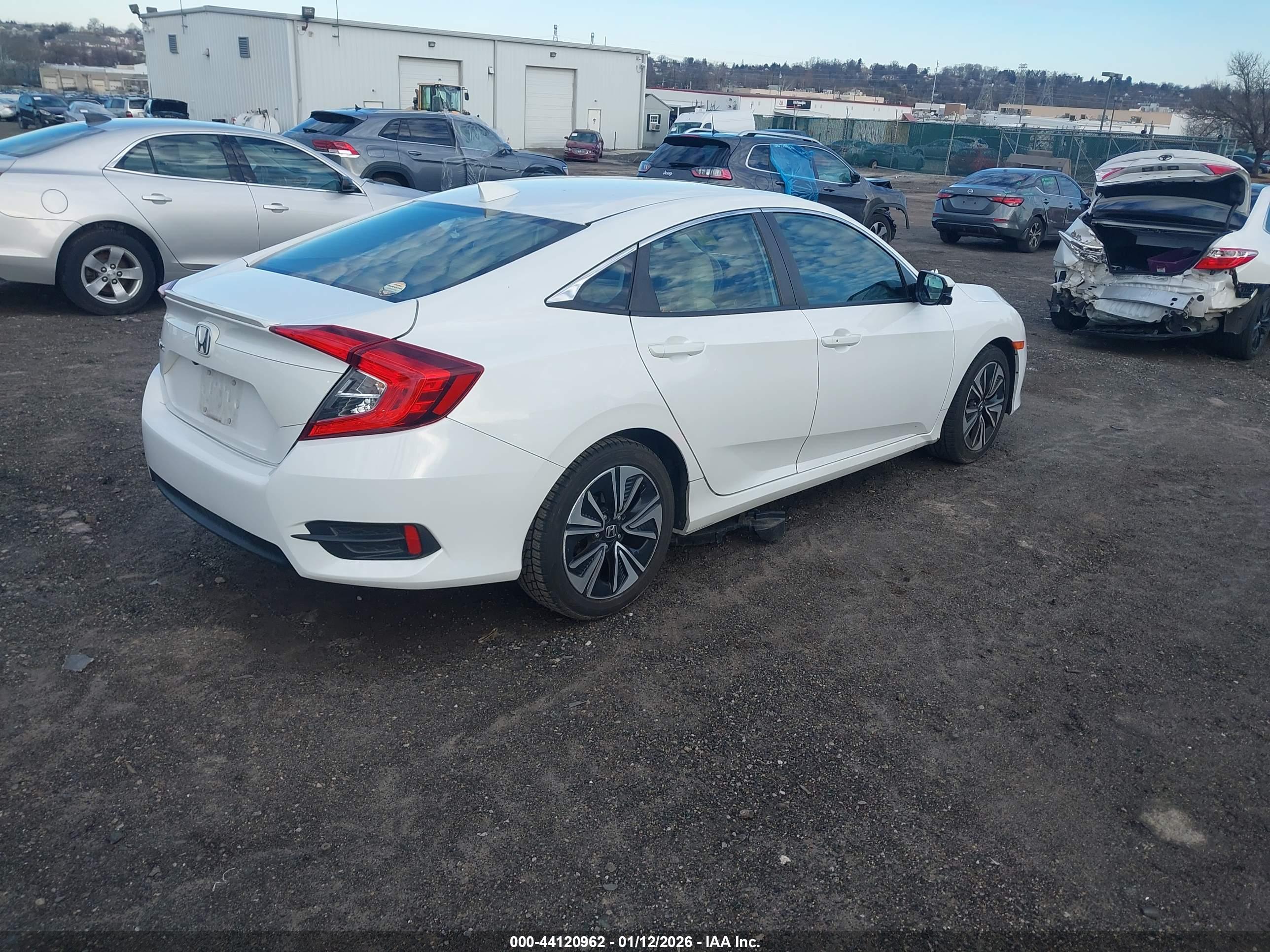 HONDA CIVIC image 4