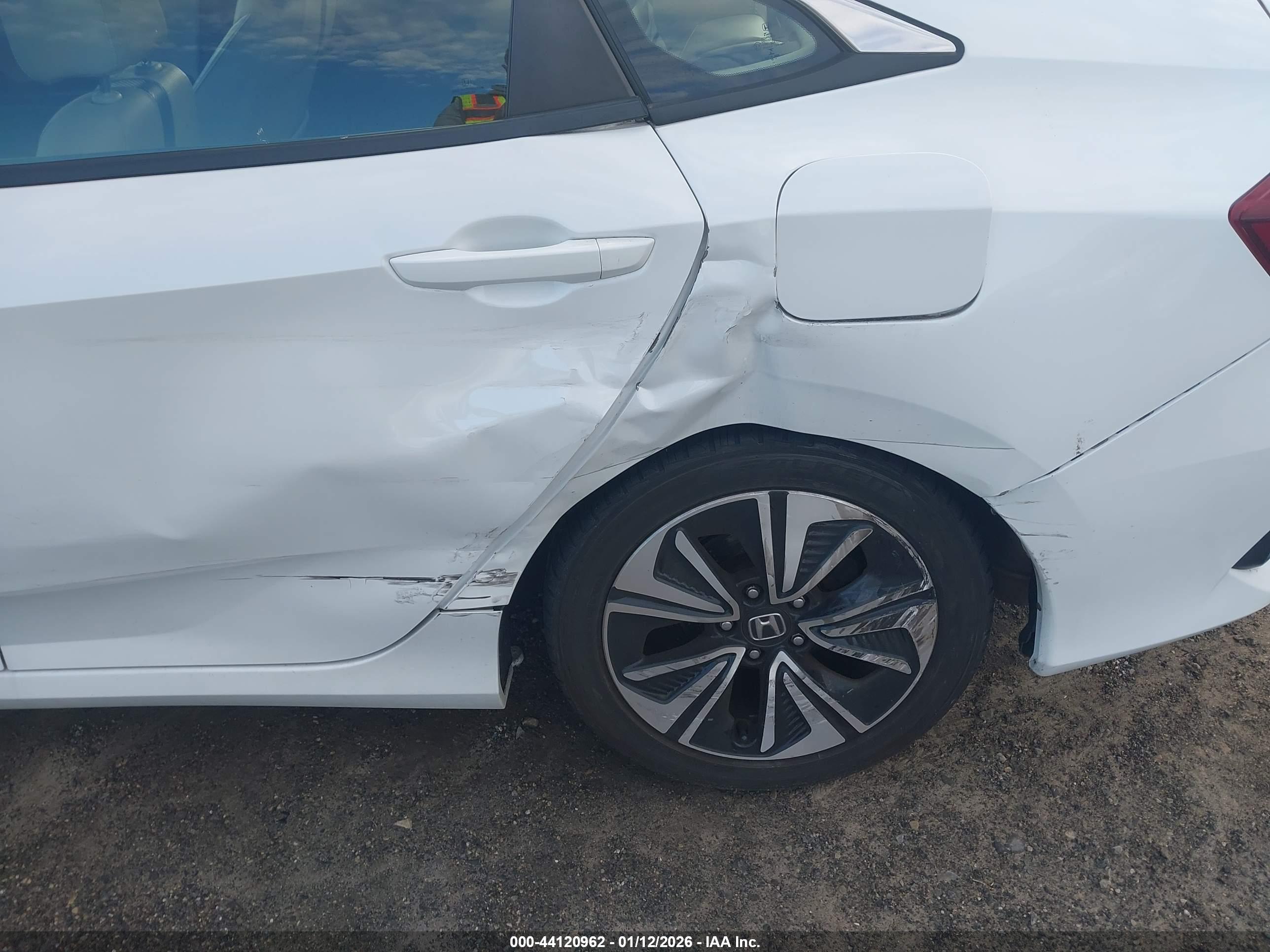 HONDA CIVIC image 6