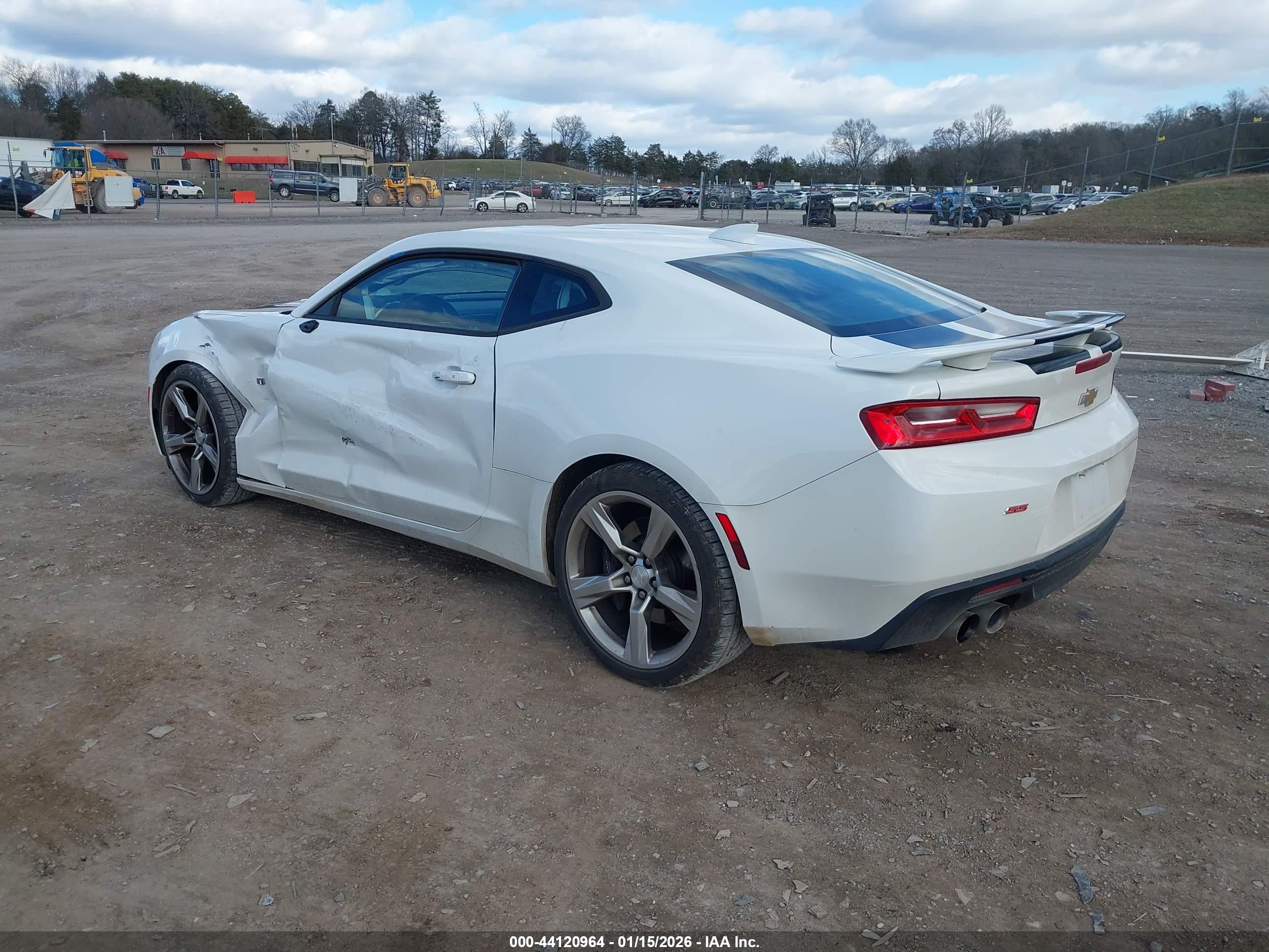 CHEVROLET CAMARO image 3