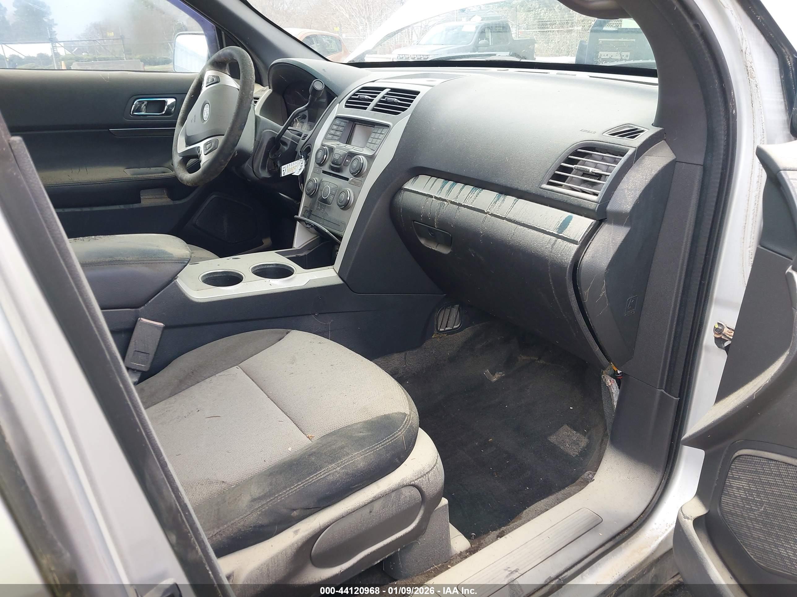 FORD UTILITY image 5